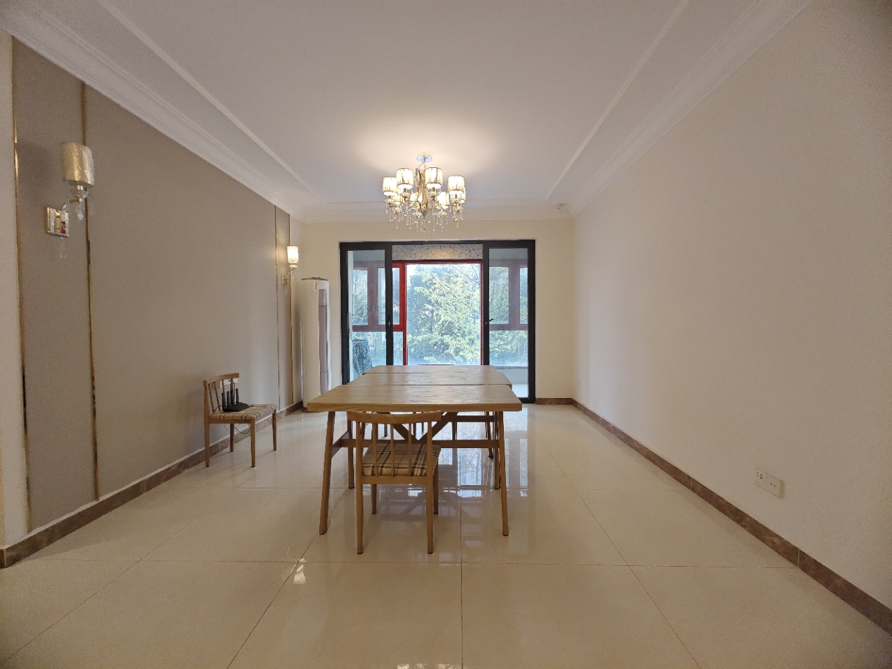 恒大华府  3室2厅2卫    68.0万