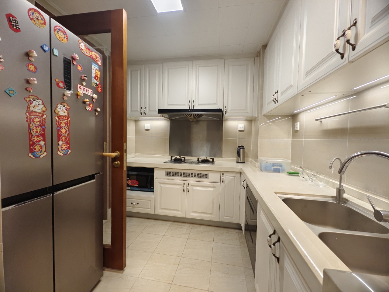 恒大华府  3室2厅2卫    68.0万室内图