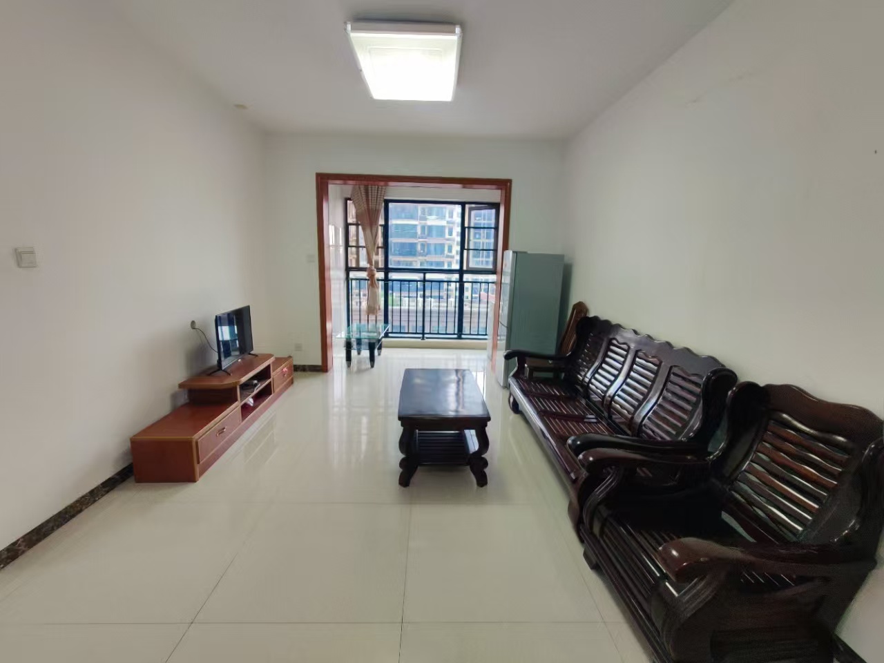 春藤小镇 3室2厅1卫 61.6万 春藤小镇 3室2厅1卫 61.6万室内图