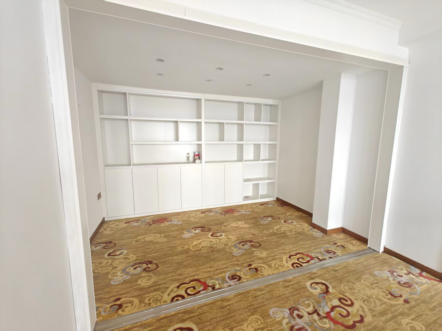 佳兆业金域天下二期  5室3厅3卫    99.8万室内图