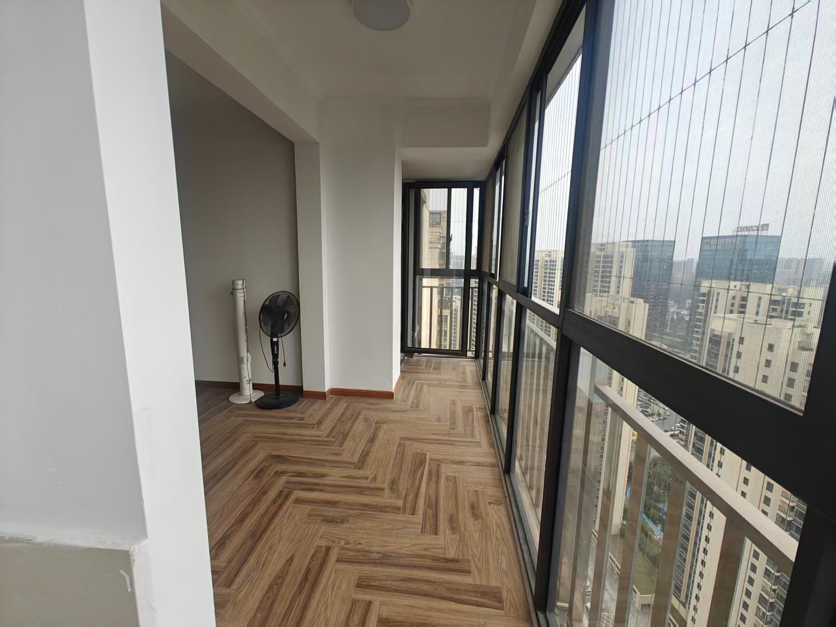 佳兆业金域天下二期  5室3厅3卫    99.8万室内图