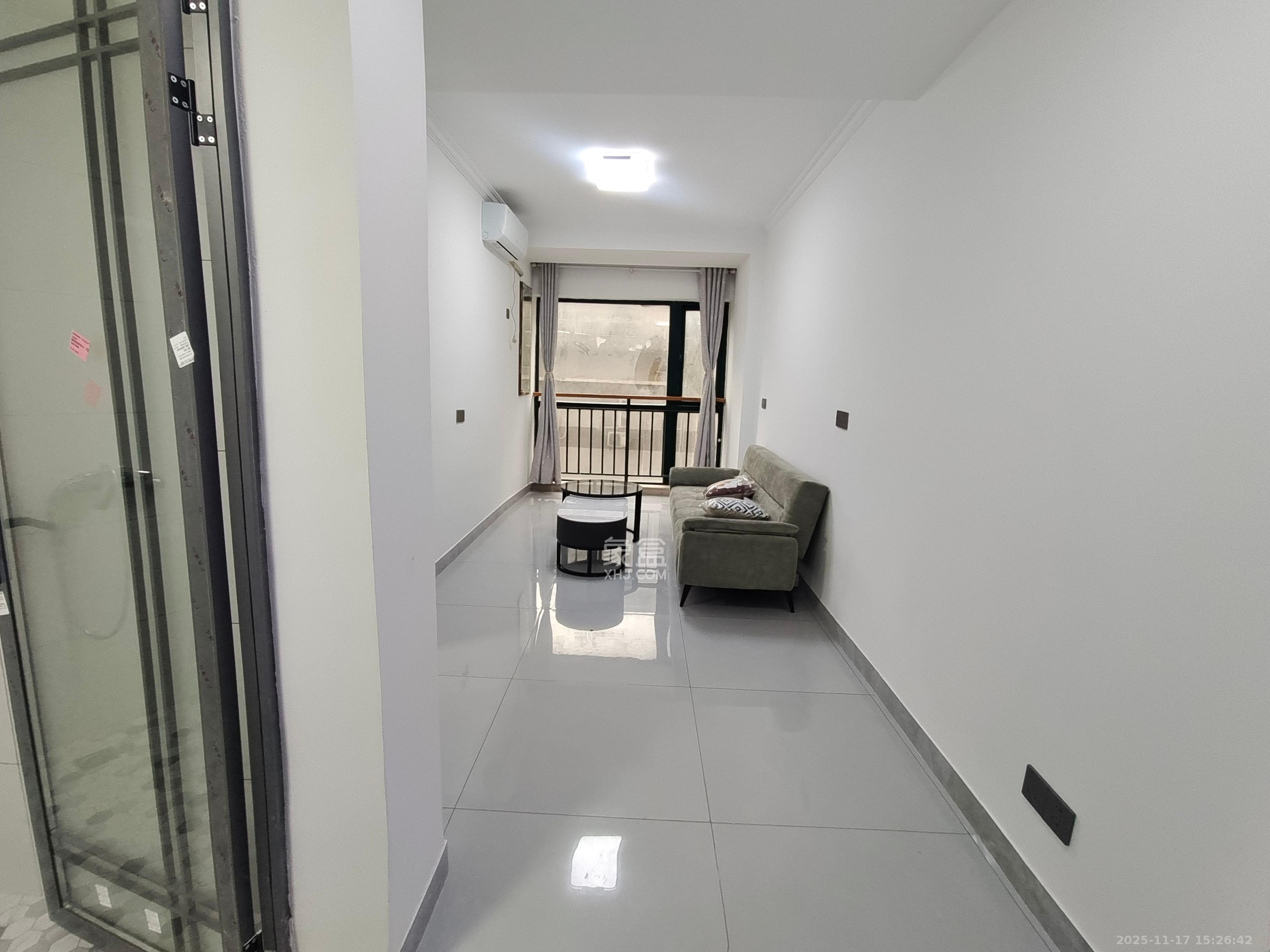 新青年公寓  1室1厅1卫    2200.0元/月