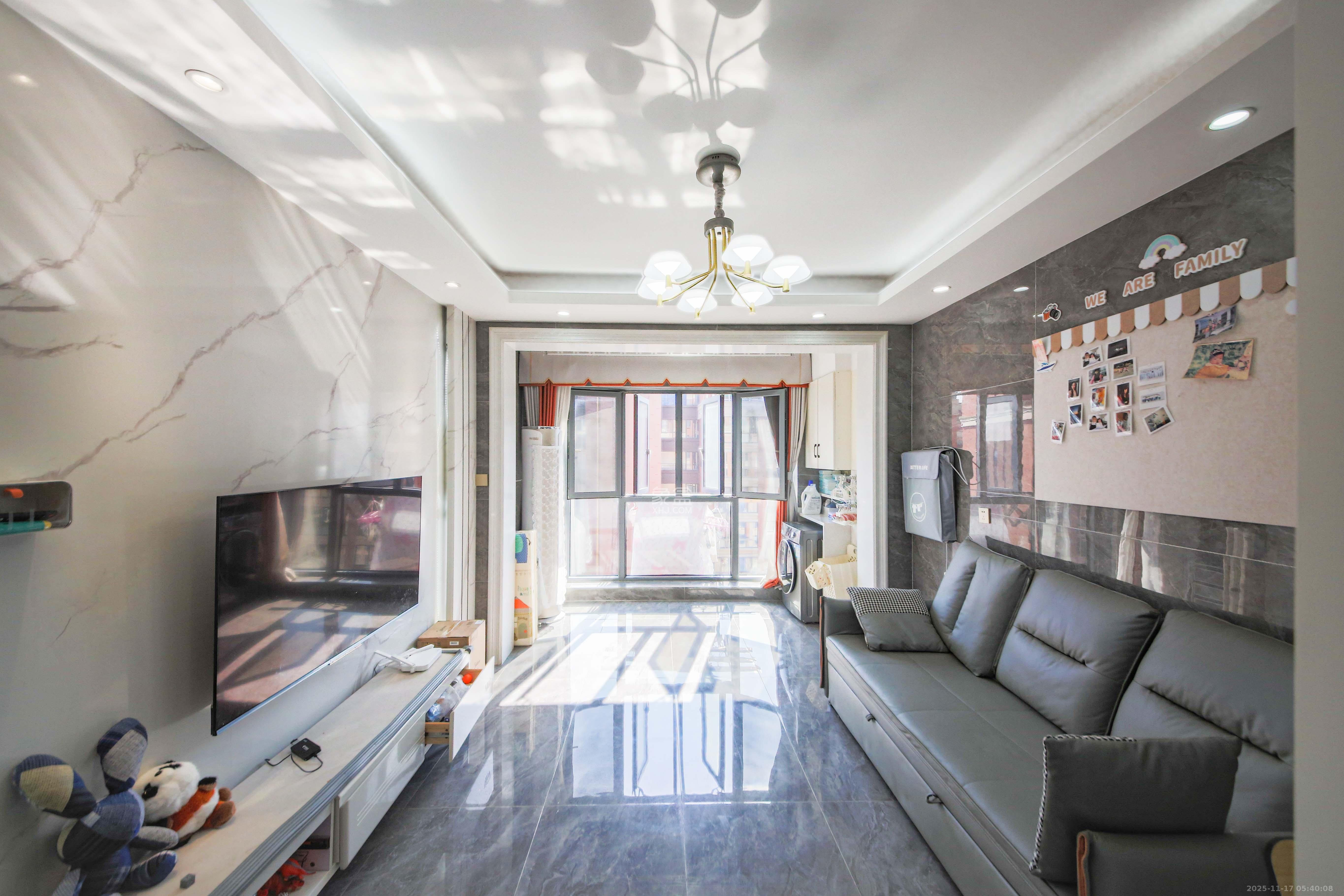 鑫远翡丽郡（鑫远翡丽雅苑）  3室2厅1卫    115.0万客厅