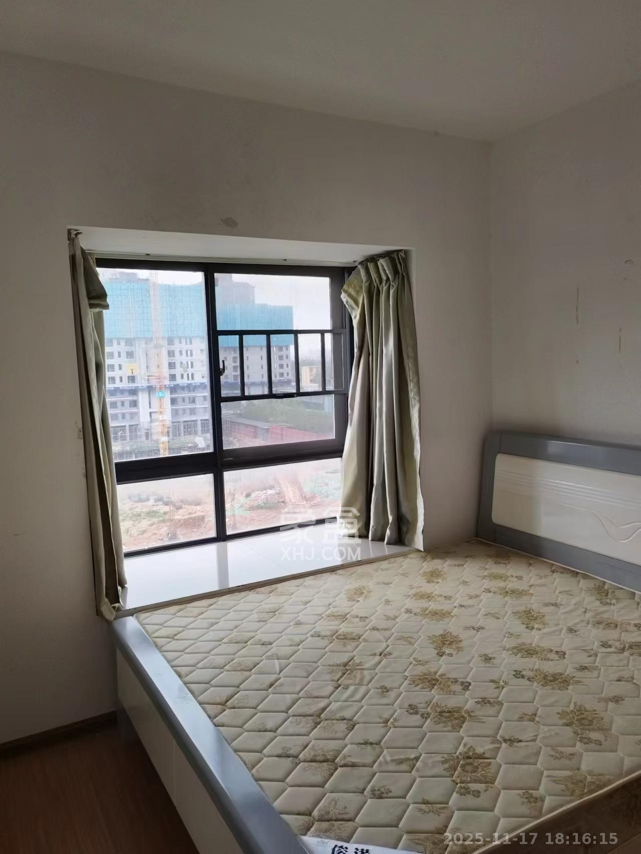 钱隆学府一、二期 3室1厅1卫 2200.0元/月 钱隆学府一、二期 3室1厅1卫 2200.0元/月室内图