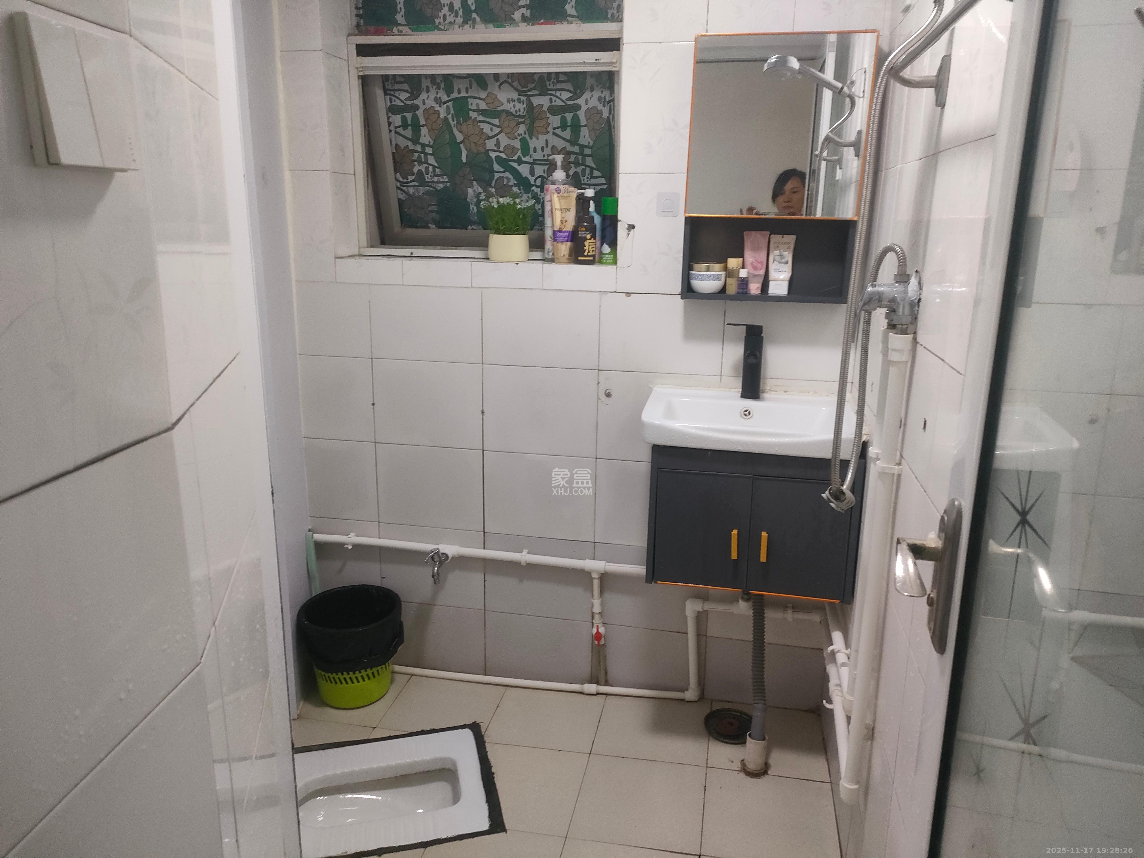 凯通国际城（凯通朝庭）  3室2厅1卫    2600.0元/月室内图