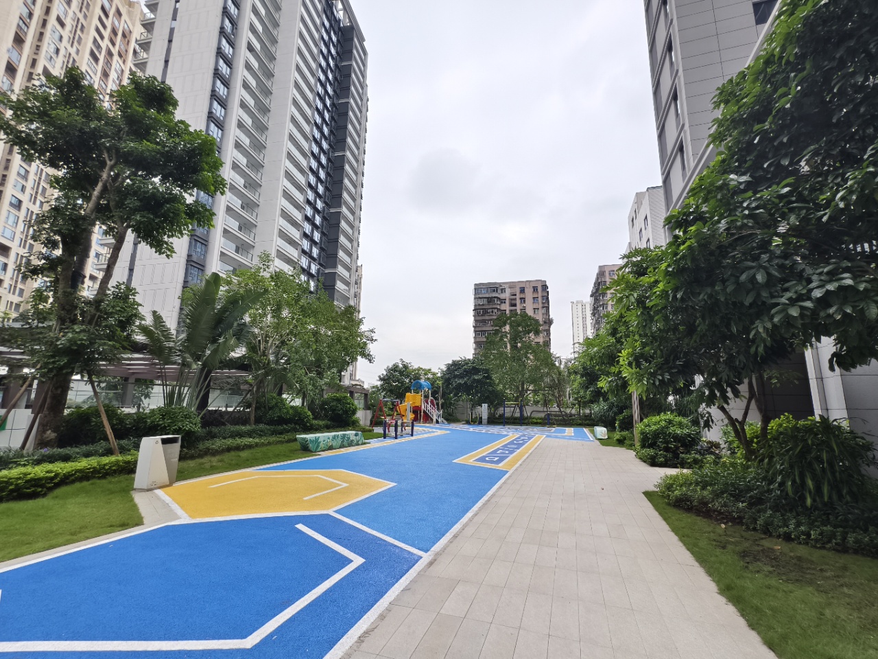 元垄望品 3室2厅2卫 4000.0元/月 元垄望品 3室2厅2卫 4000.0元/月室内图