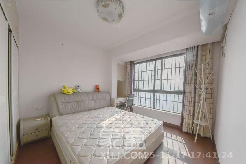 芒果天地(芒果雅苑)  3室2厅1卫    3000.0元/月室内图