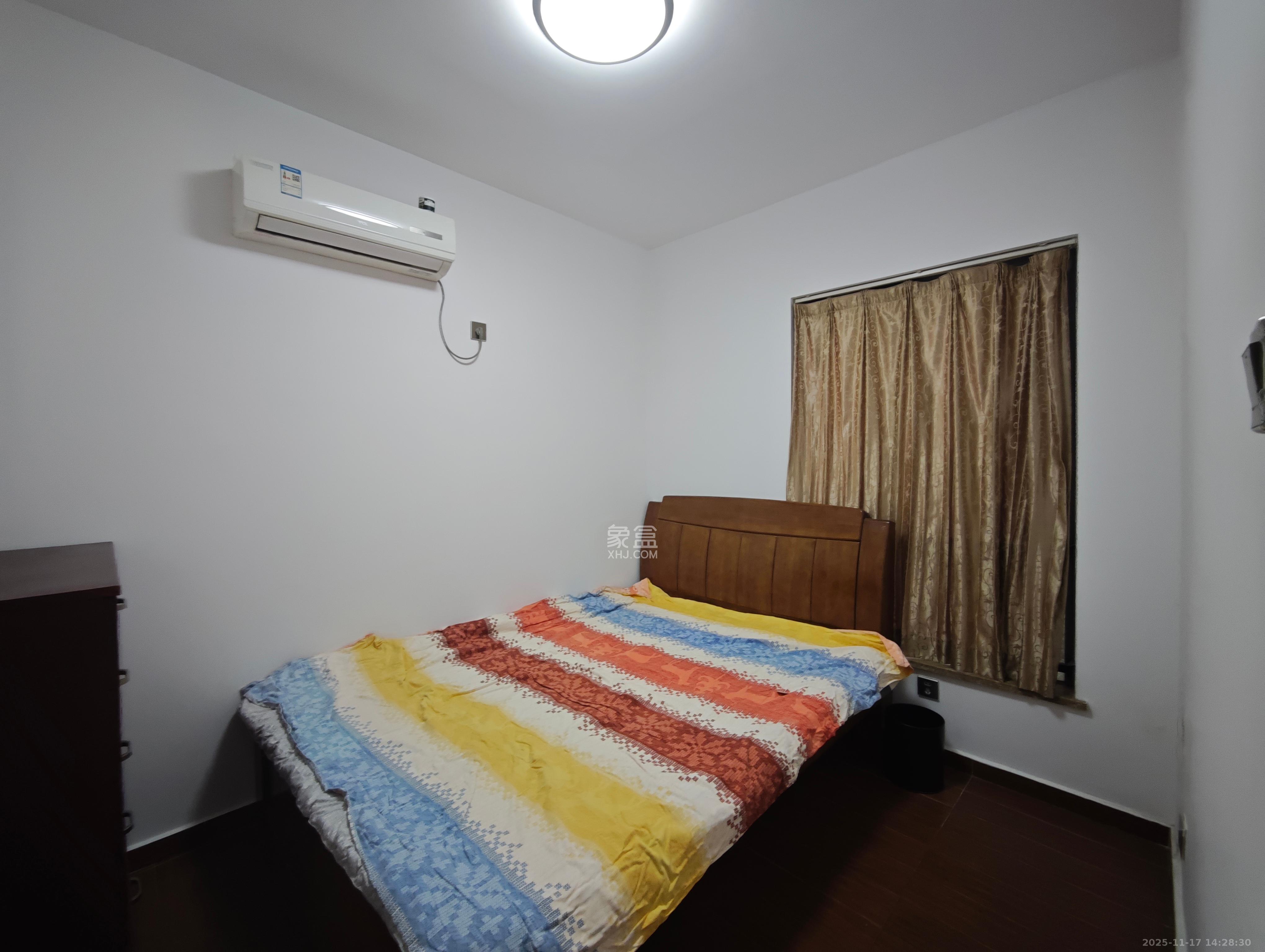 融科檀香山(融科紫檀、香山国际) 2室1厅1卫 2800.0元/月 融科檀香山(融科紫檀、香山国际) 2室1厅1卫 2800.0元/月室内图