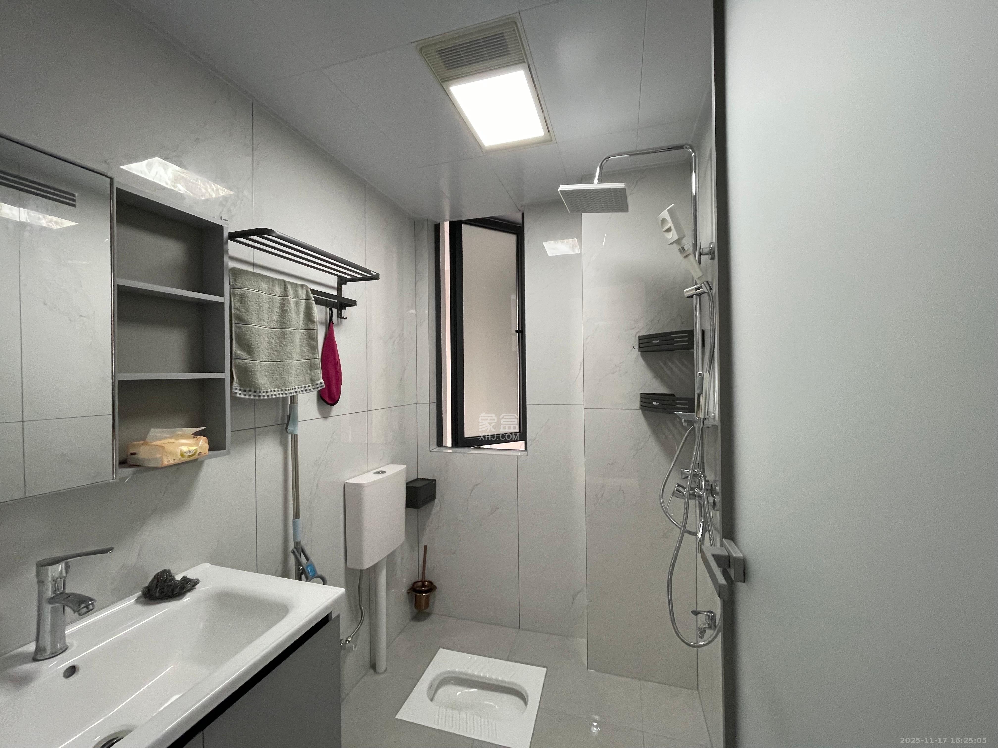 望远嘉苑 2室2厅1卫 2500.0元/月 望远嘉苑 2室2厅1卫 2500.0元/月室内图