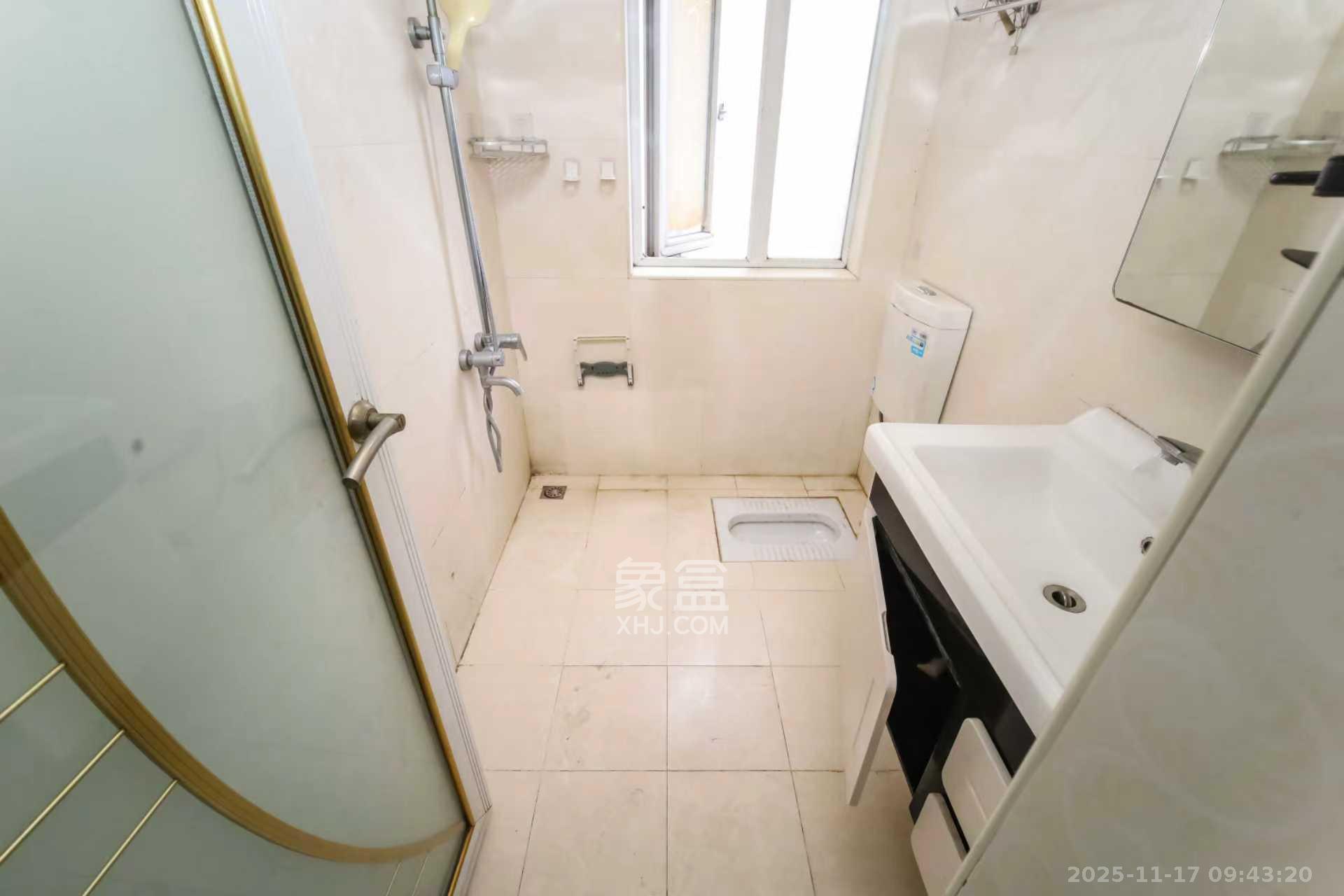 先锋东外滩  2室2厅1卫    2100.0元/月室内图