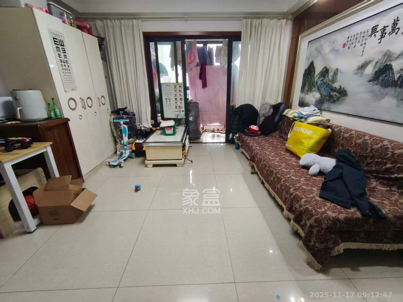 钰龙天下一期 3室2厅2卫 3100.0元/月 钰龙天下一期 3室2厅2卫 3100.0元/月室内图