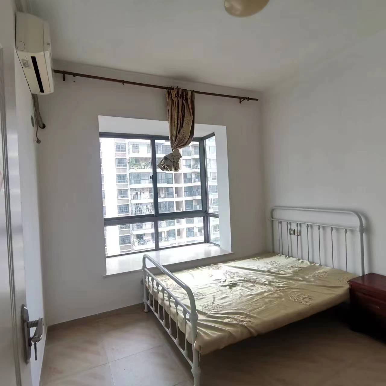 阳光丁香园  2室1厅1卫    1500.0元/月室内图