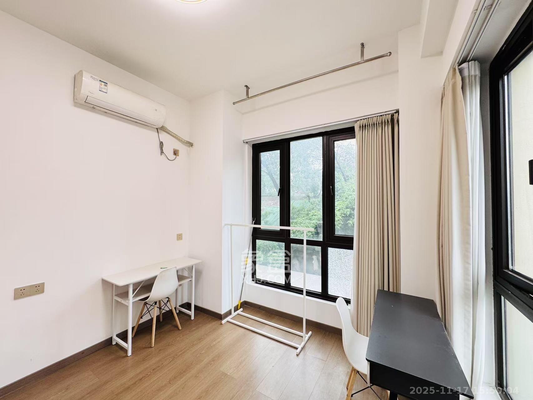 新力铂园（江山云著）  1室1厅1卫    1500.0元/月室内图