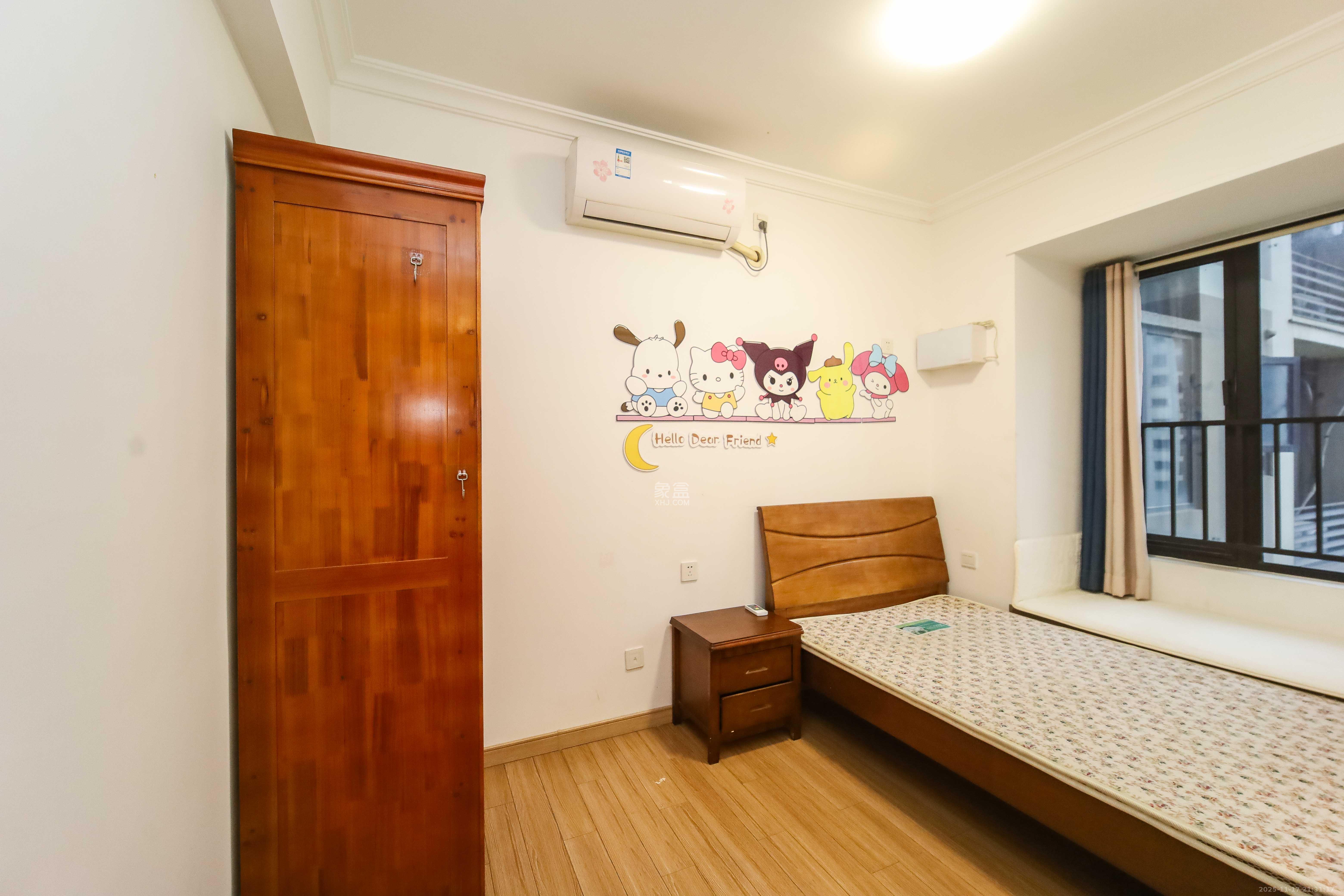 万科金域蓝湾  3室2厅2卫    110.0万卧室