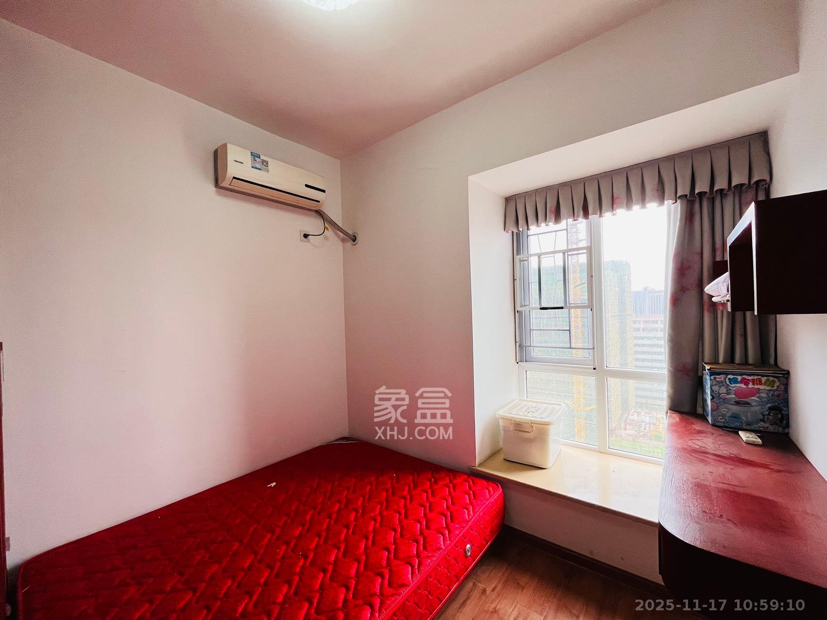 泊爱蓝湾 3室2厅1卫 2700.0元/月 泊爱蓝湾 3室2厅1卫 2700.0元/月室内图