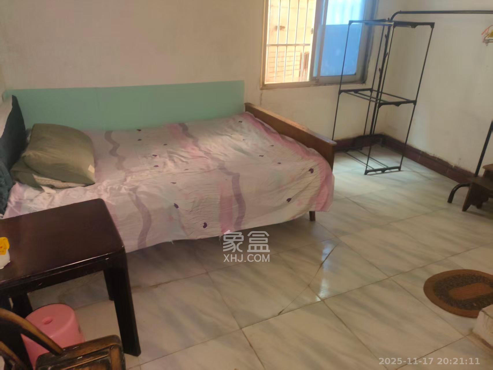 钟山里散盘  1室0厅1卫    600.0元/月