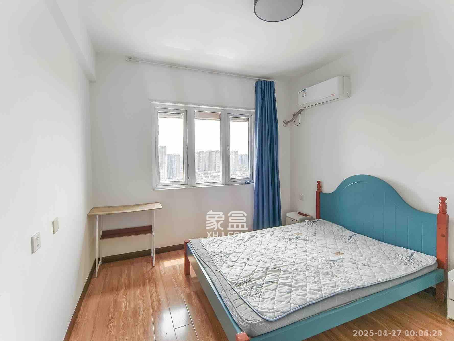 荣盛花语城 2室2厅1卫 1600.0元/月 荣盛花语城 2室2厅1卫 1600.0元/月室内图