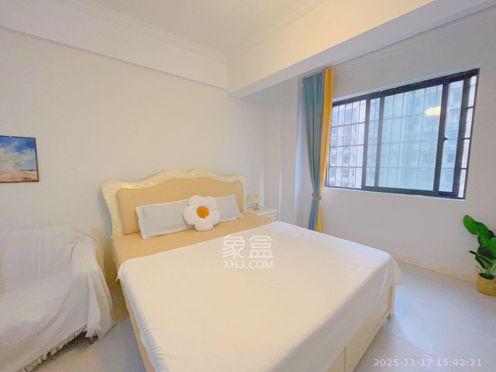 阳光锦城  1室1厅1卫    1600.0元/月室内图