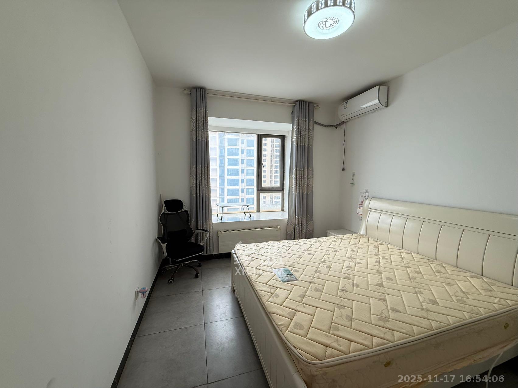 怡海星城  2室2厅1卫    1500.0元/月