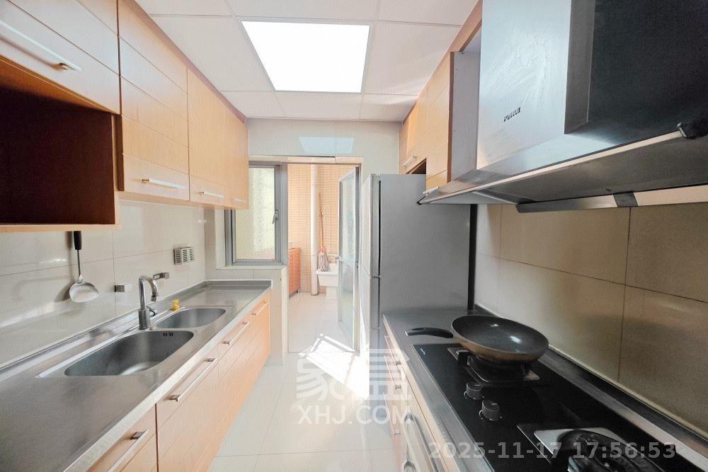 新城新世界一二三期 2室2厅1卫 2600.0元/月 新城新世界一二三期 2室2厅1卫 2600.0元/月室内图