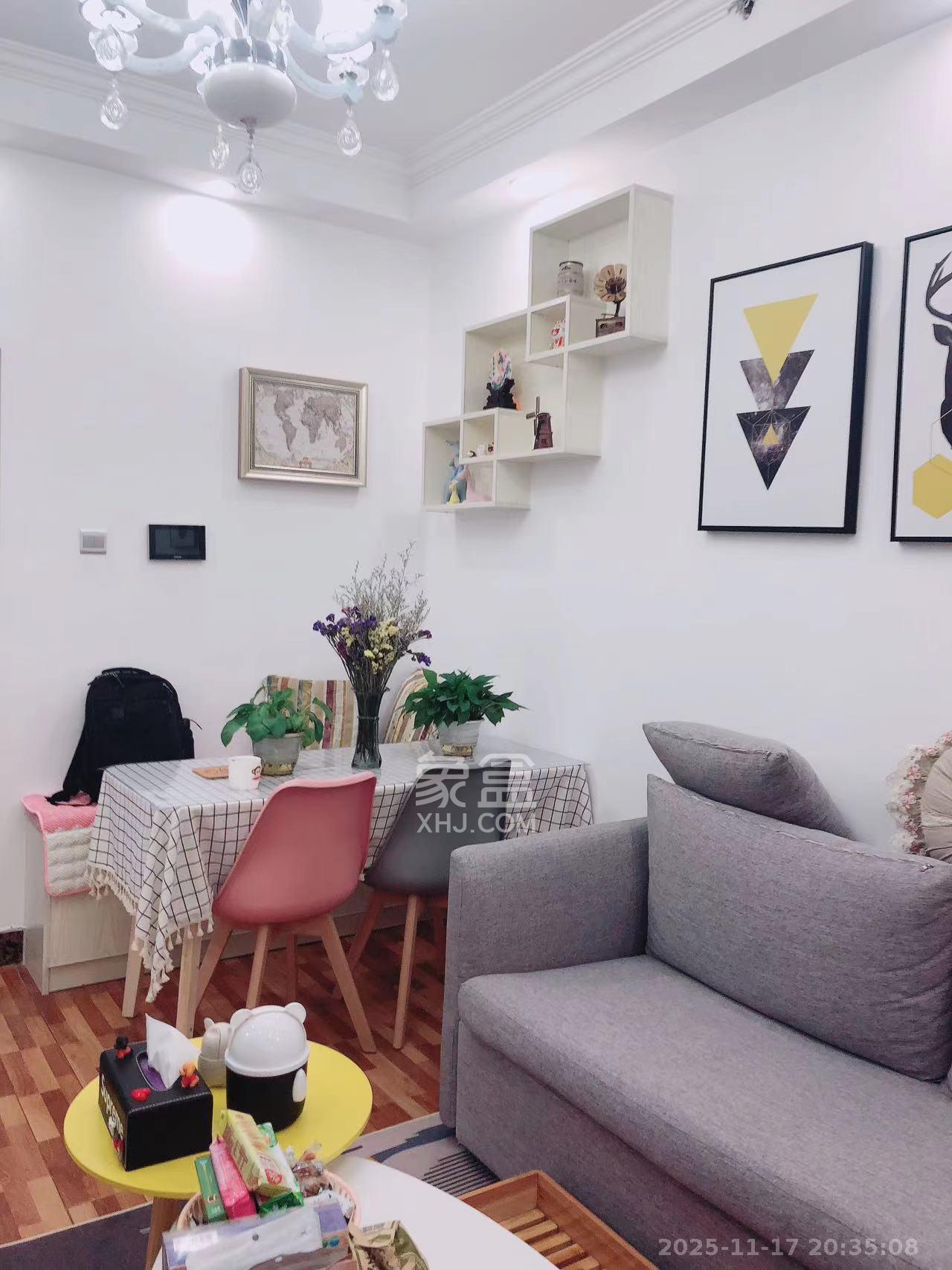 荣悦台 1室1厅1卫 2500.0元/月 荣悦台 1室1厅1卫 2500.0元/月室内图