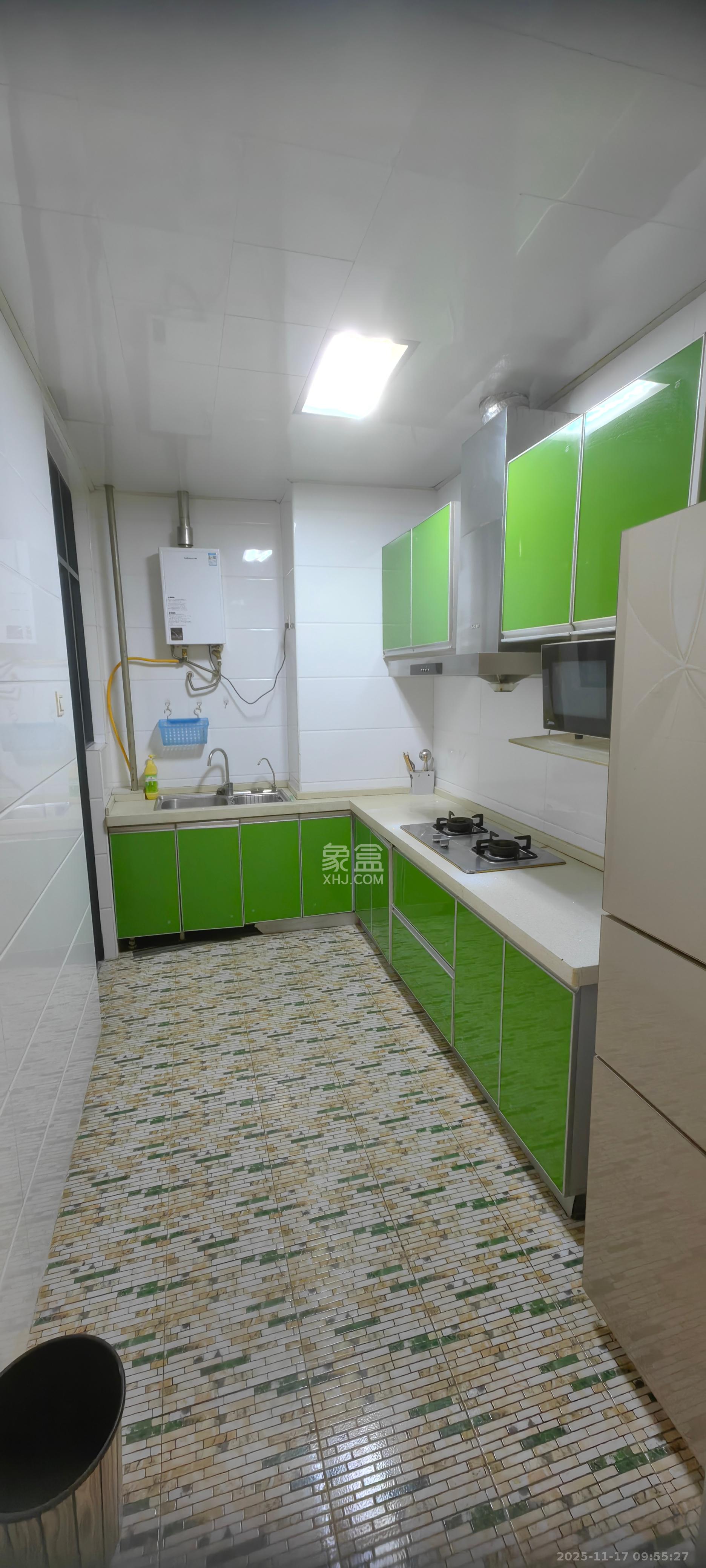 湘江世纪城融江苑  2室1厅2卫    1800.0元/月室内图