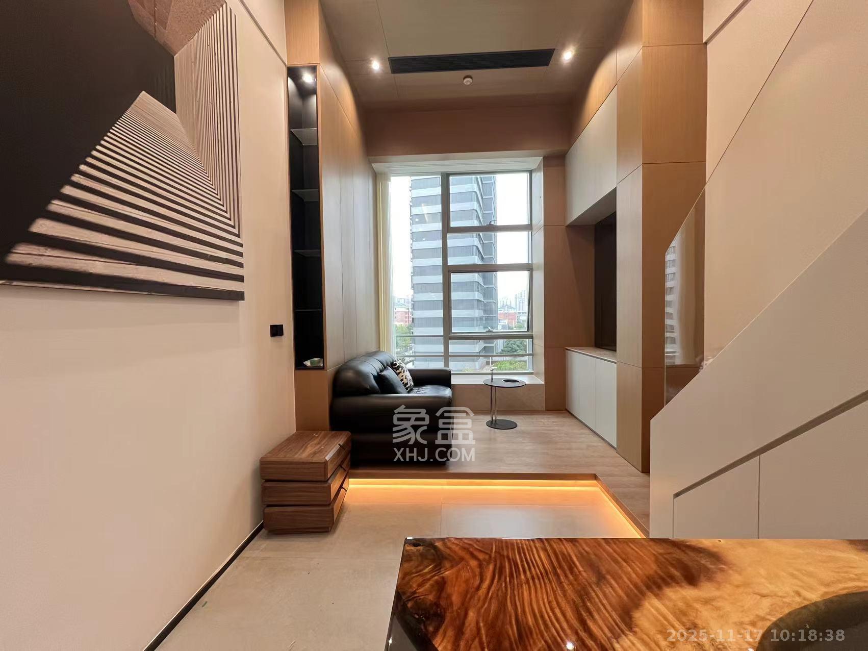 复地滨江金融中心 1室1厅1卫 3600.0元/月 复地滨江金融中心 1室1厅1卫 3600.0元/月室内图