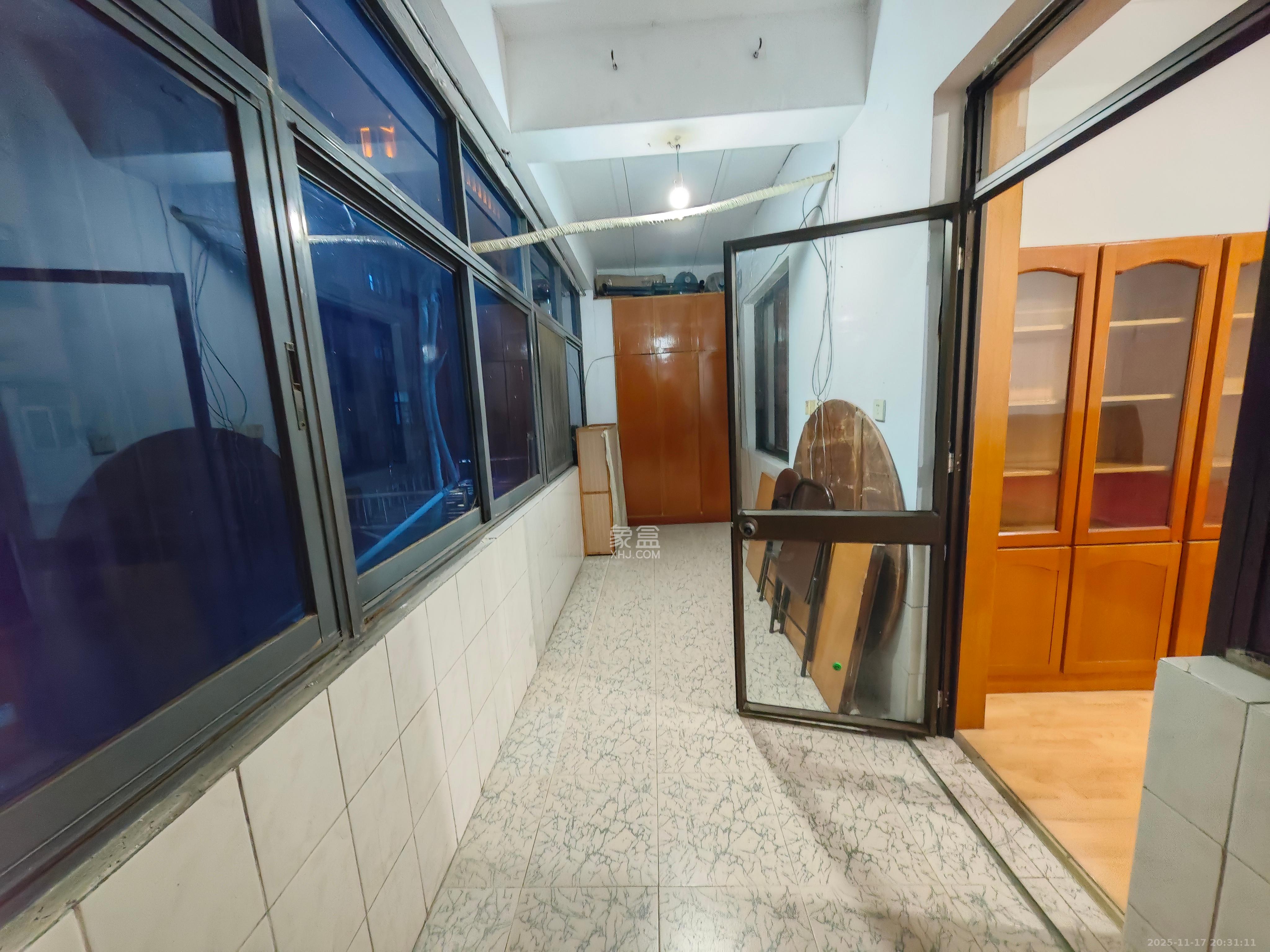 省地税局  2室2厅1卫    1800.0元/月室内图