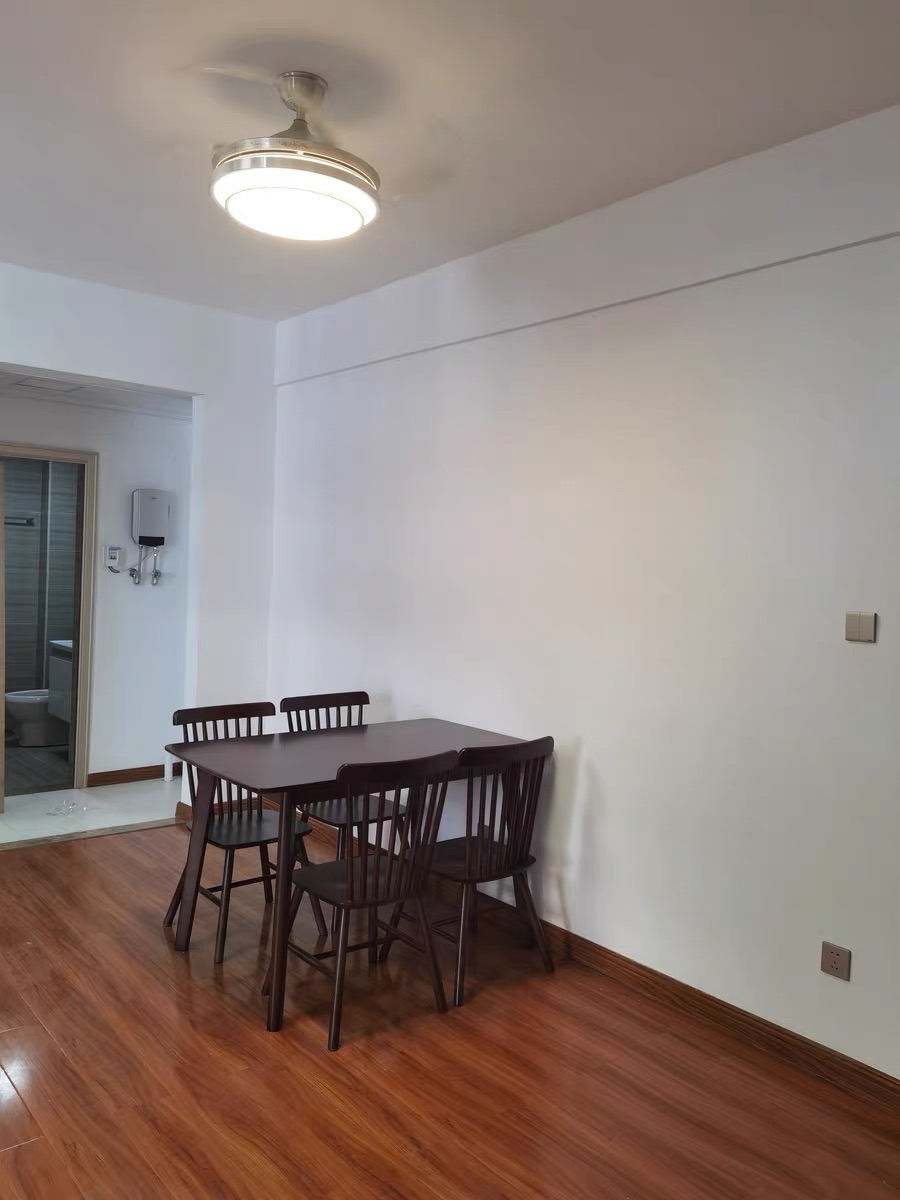 海城小区 2室1厅1卫 1900.0元/月 海城小区 2室1厅1卫 1900.0元/月室内图