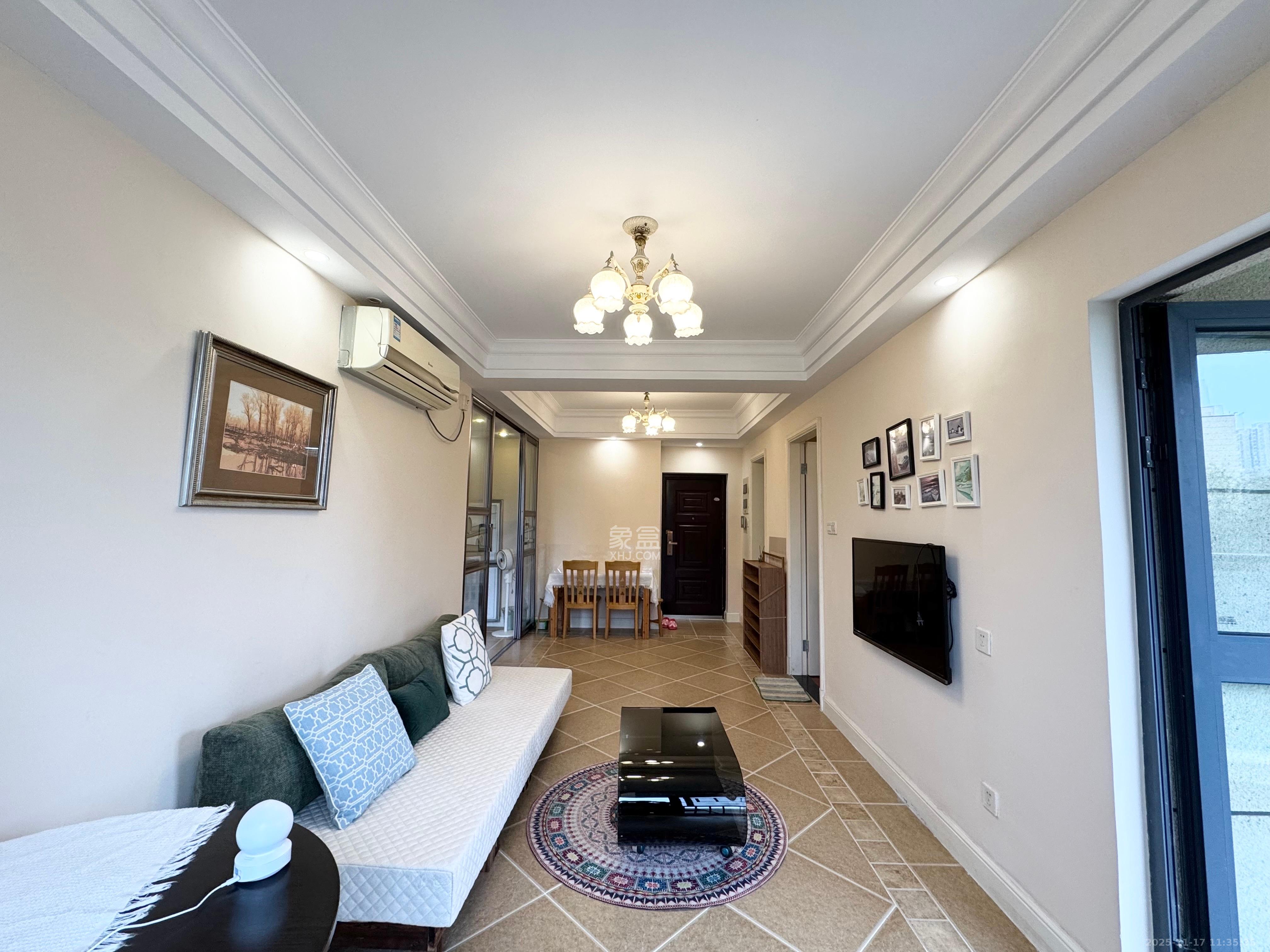 保利城(中航城国际社区、郡原美村) 1室1厅1卫 1500.0元/月 保利城(中航城国际社区、郡原美村) 1室1厅1卫 1500.0元/月室内图