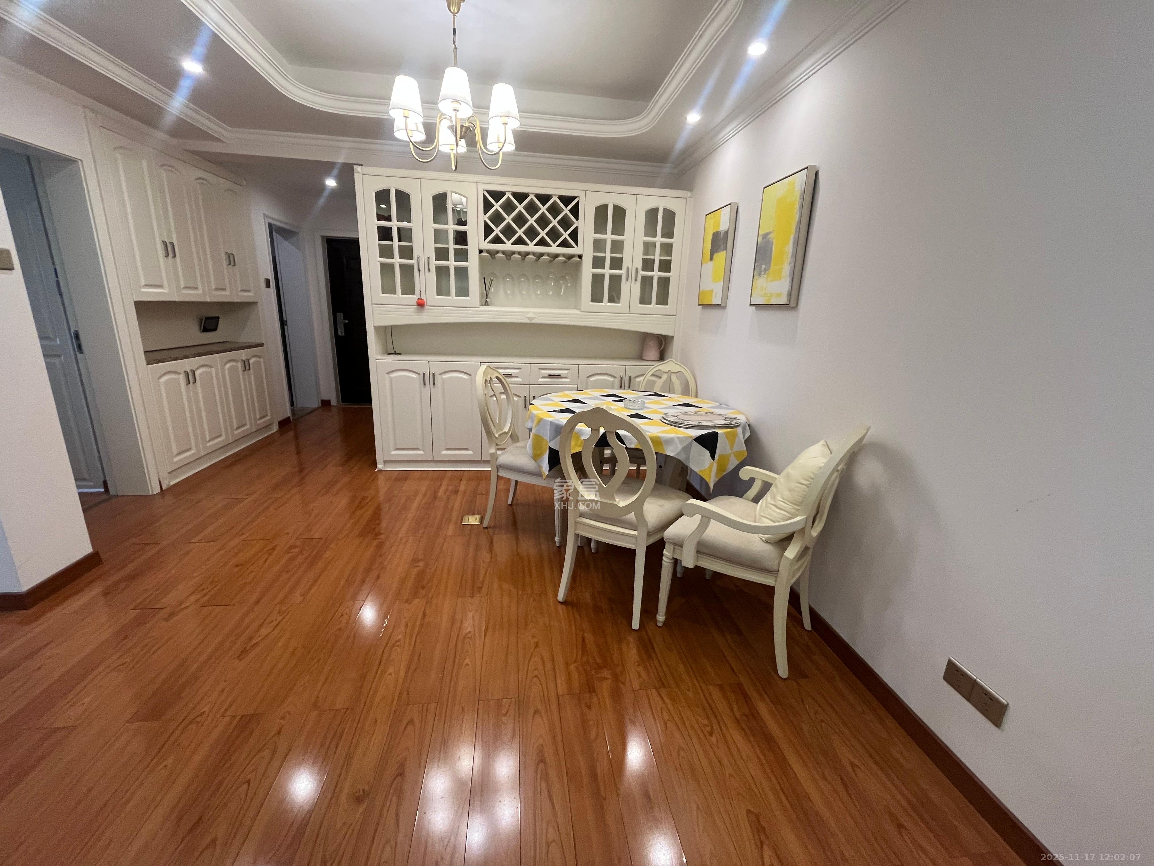 保利西海岸B区 2室2厅1卫 3500.0元/月 保利西海岸B区 2室2厅1卫 3500.0元/月室内图