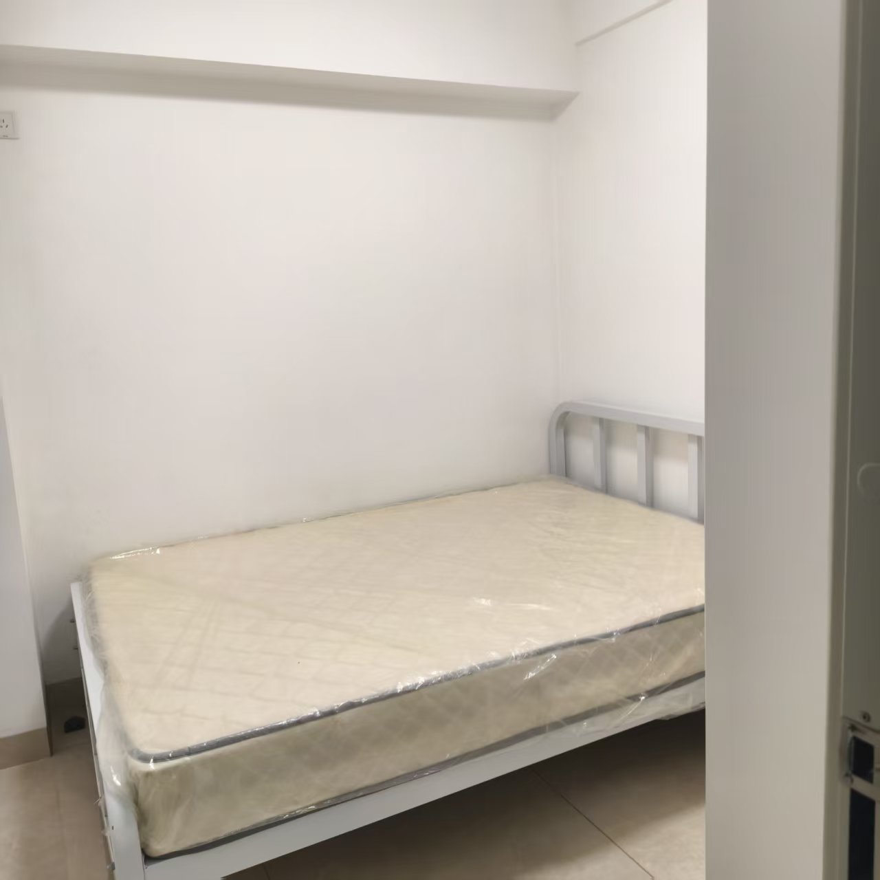 城建楼  3室2厅1卫    75.0万