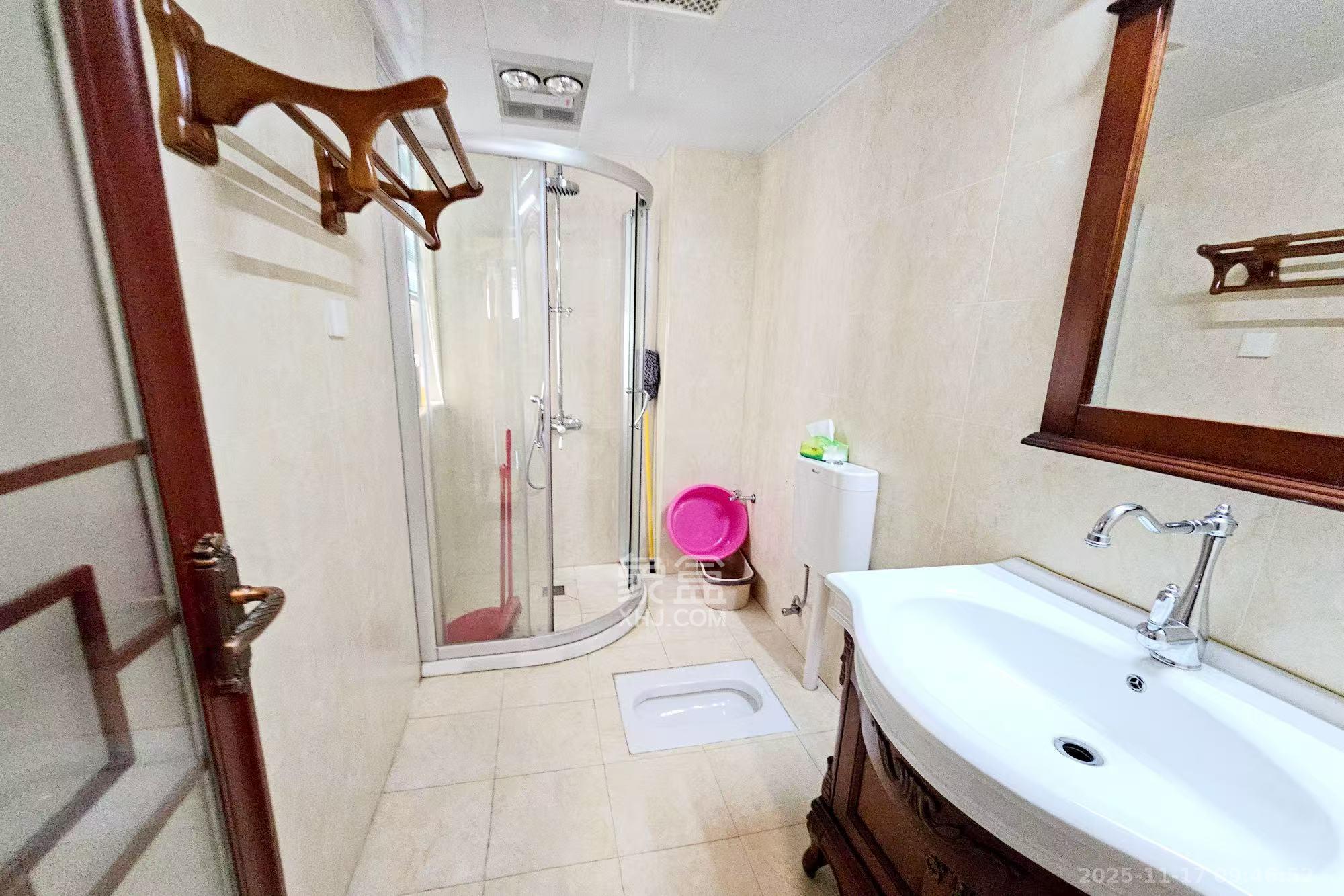 东城港  2室2厅2卫    3200.0元/月室内图