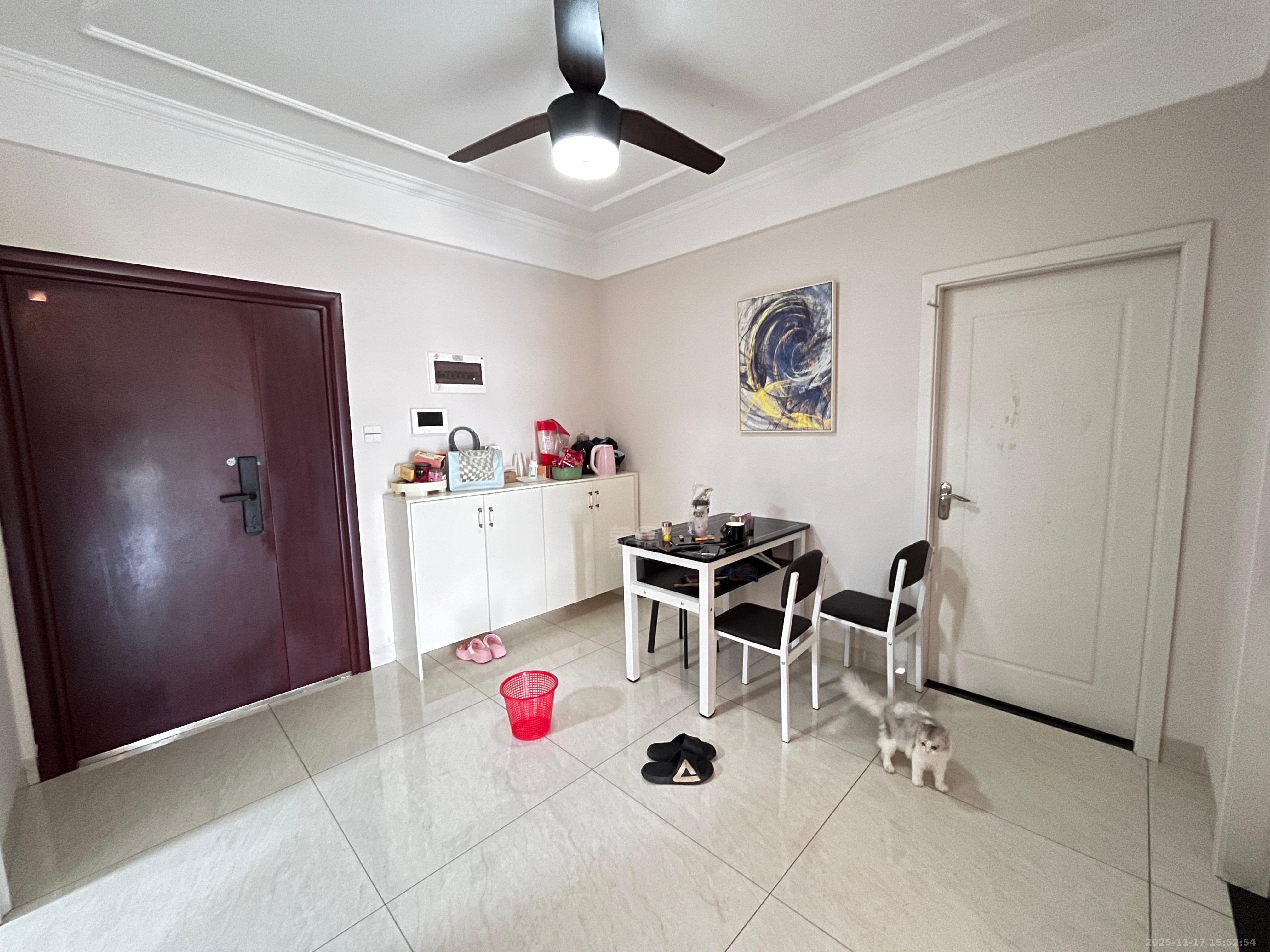 提香蓝岸  2室2厅1卫    1700.0元/月室内图