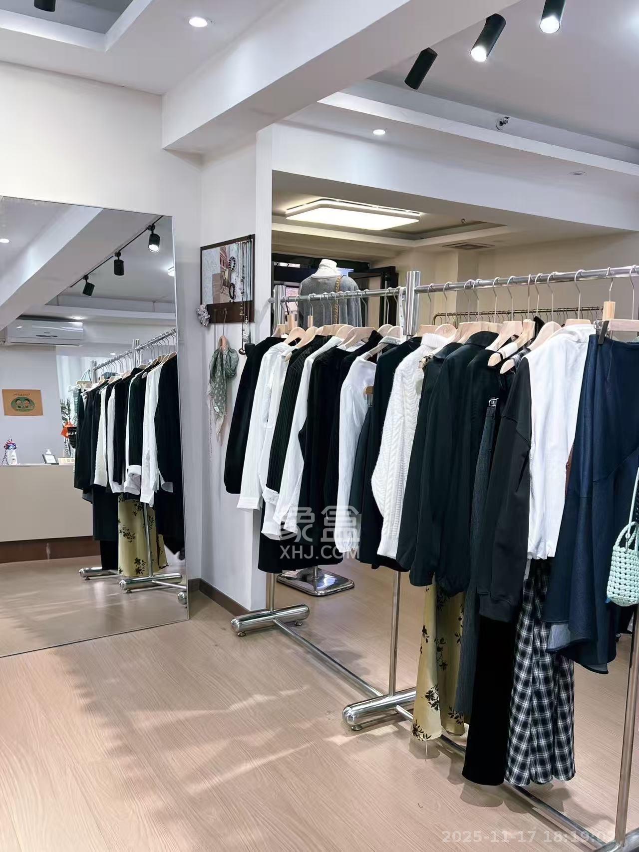 德思勤城市广场（宝格丽公寓）  1室1厅1卫    35000.0元/月室内图