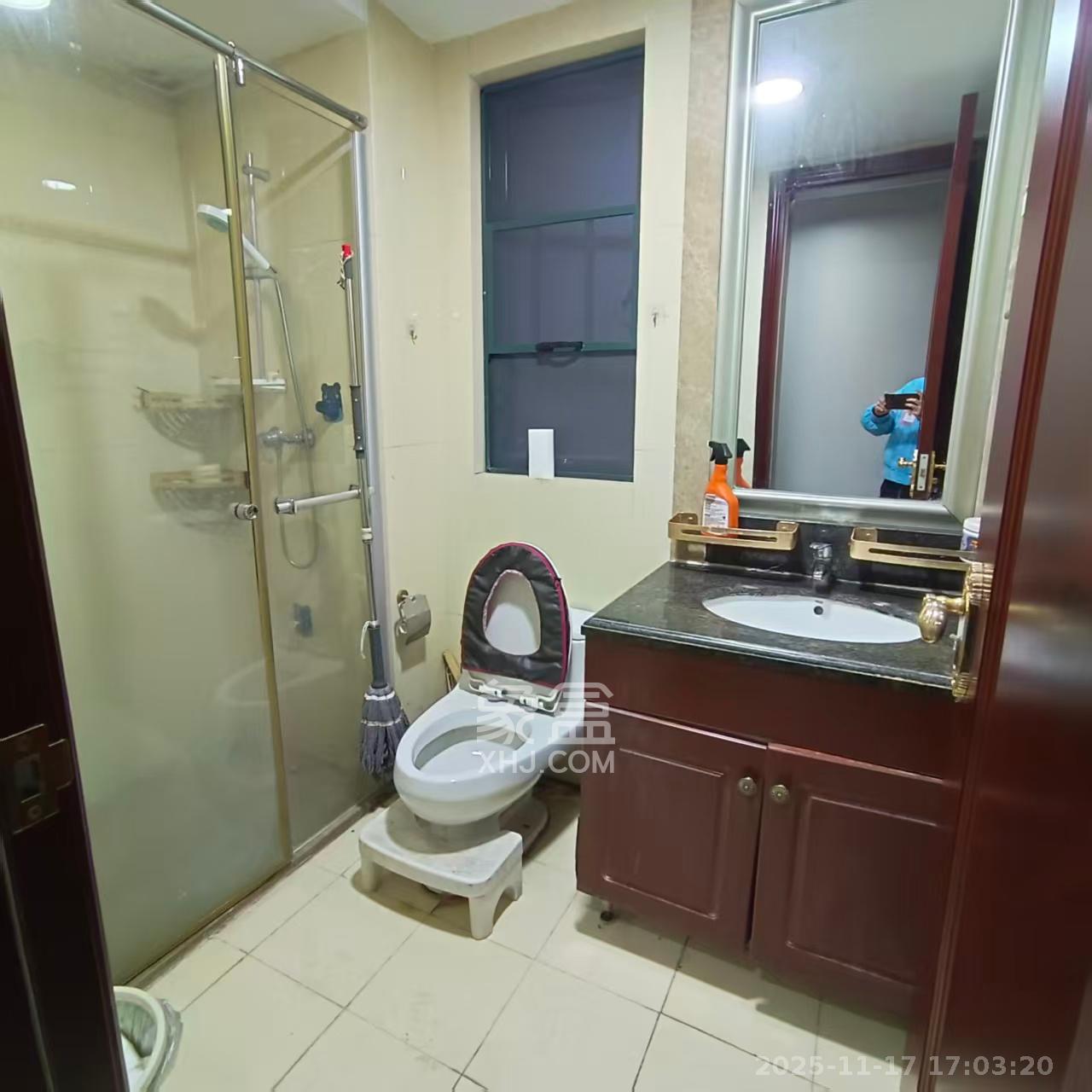 恒大雅苑  3室2厅2卫    2600.0元/月室内图