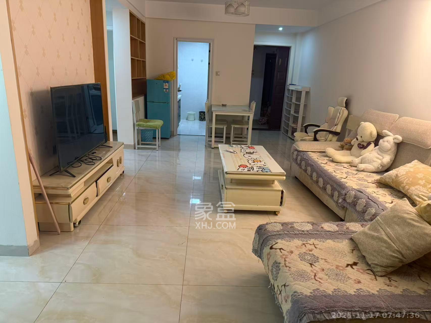 凯特梅溪紫郡 3室2厅1卫 2300.0元/月 凯特梅溪紫郡 3室2厅1卫 2300.0元/月室内图