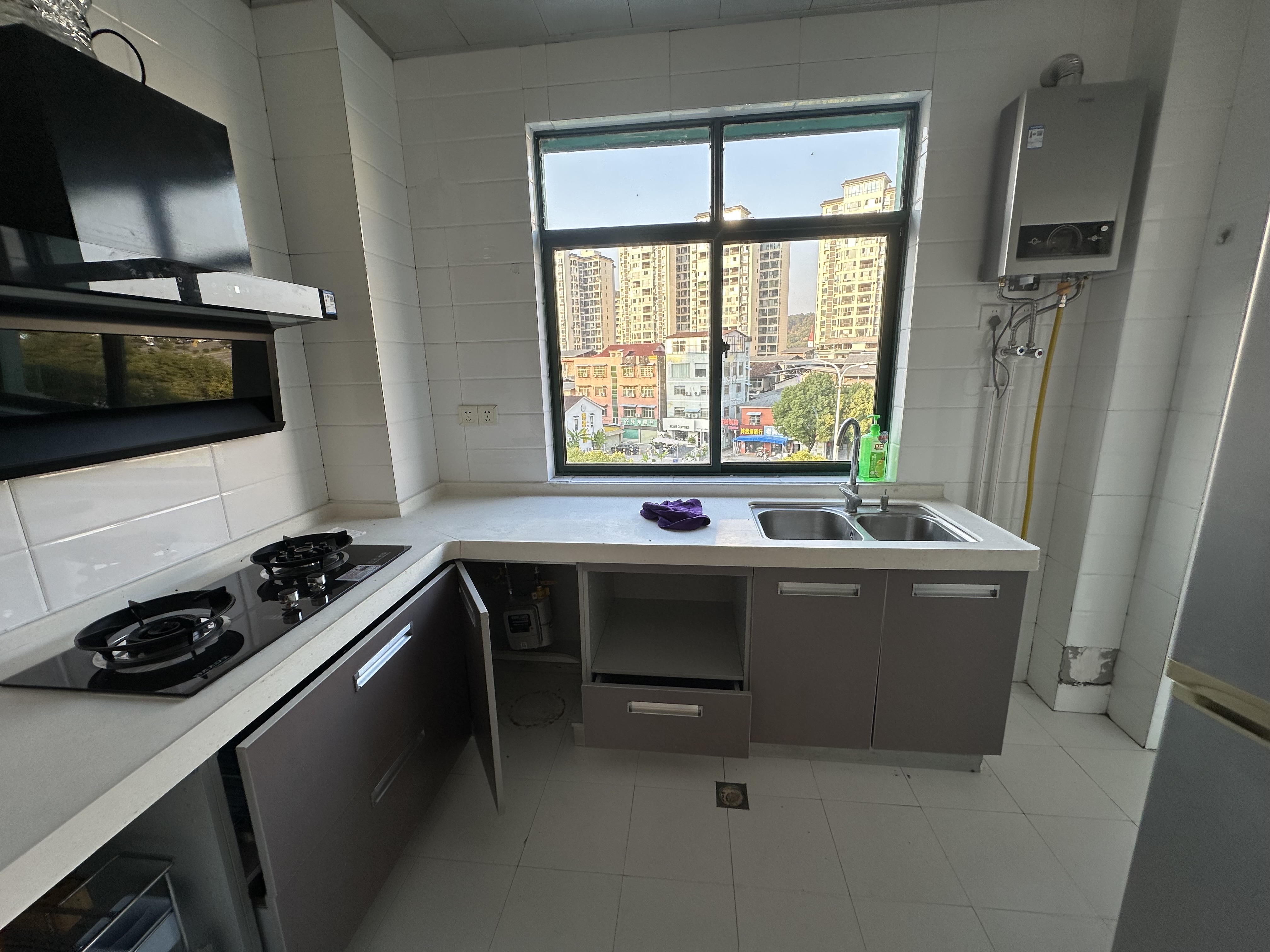 鼎泰逸景园  2室2厅1卫    1300.0元/月室内图