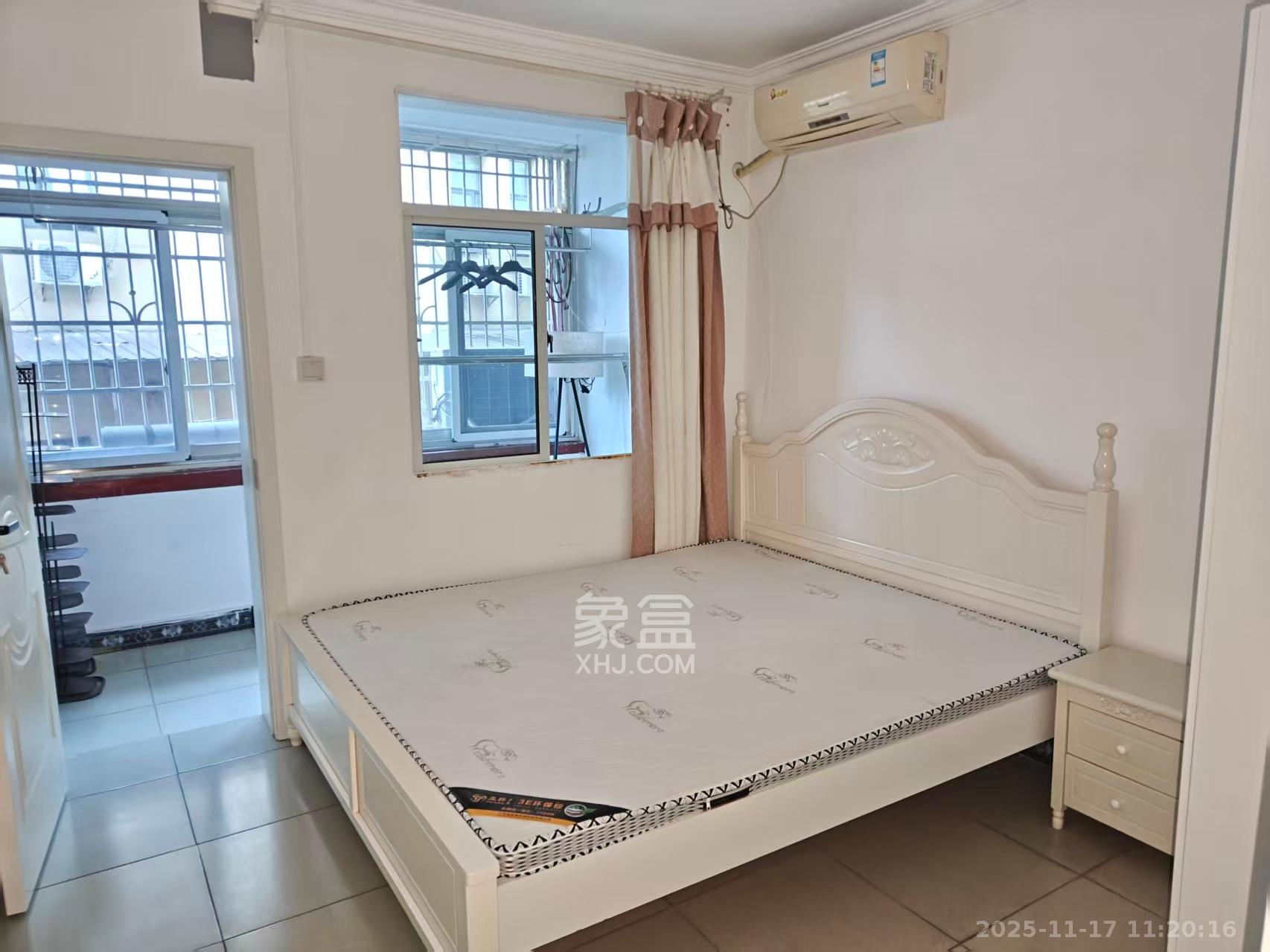 上碧湘街散盘  3室1厅1卫    3000.0元/月室内图