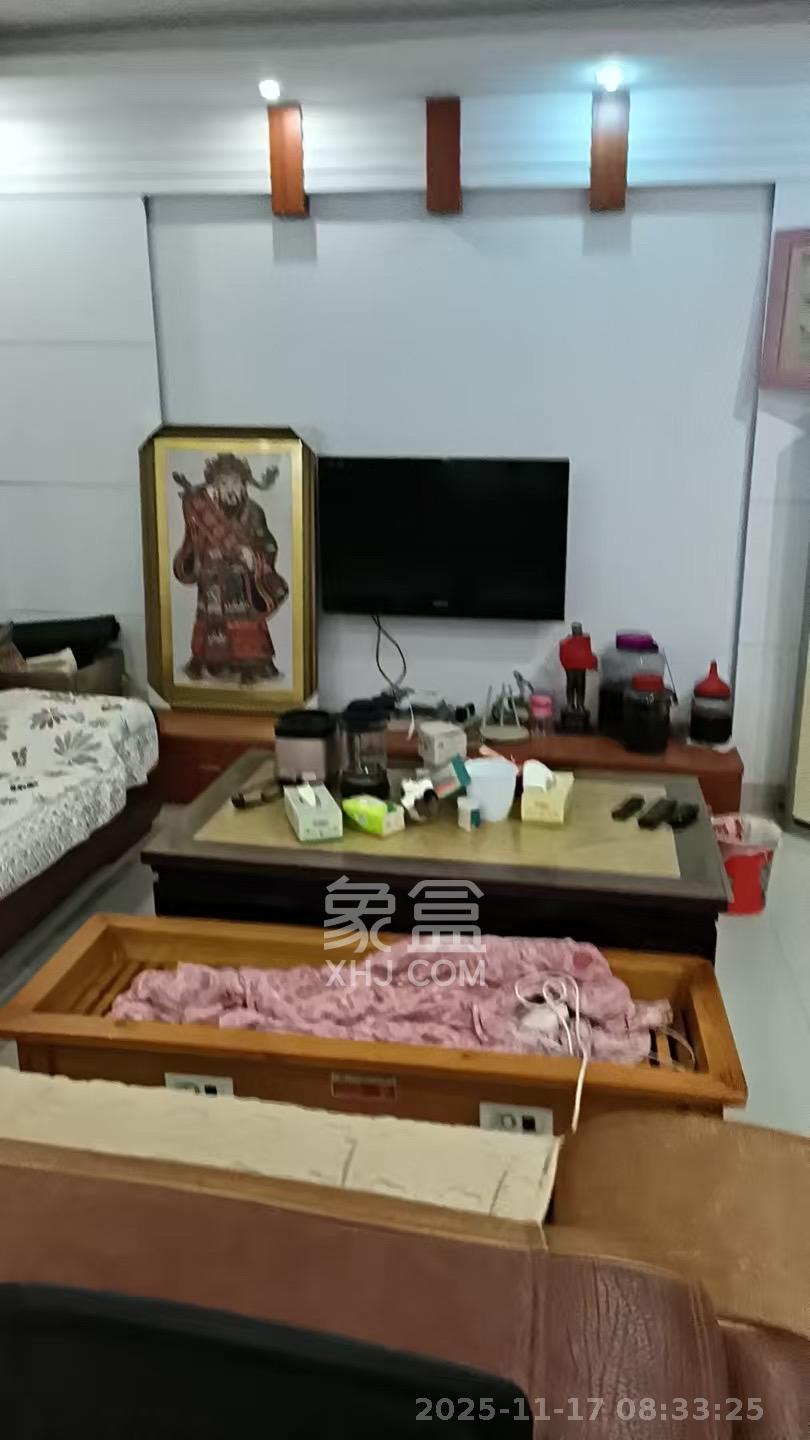 水岸天际（一期、二期）  2室1厅1卫    1800.0元/月室内图