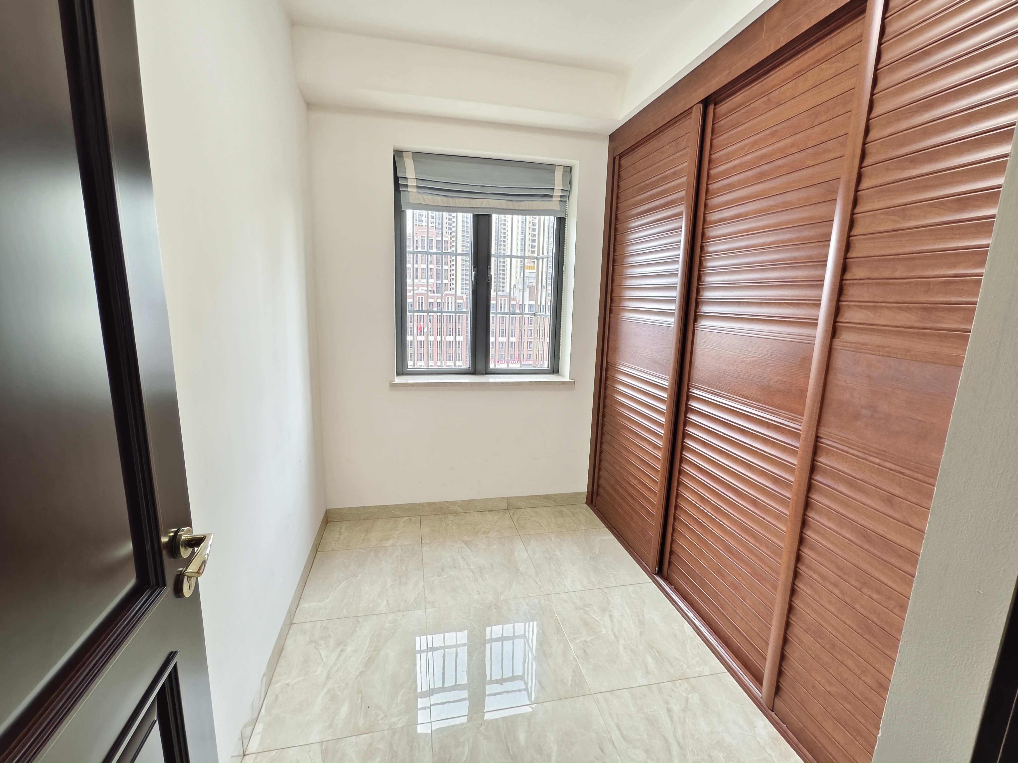 国兴城(C区) 4室2厅2卫 4800.0元/月 国兴城(C区) 4室2厅2卫 4800.0元/月室内图