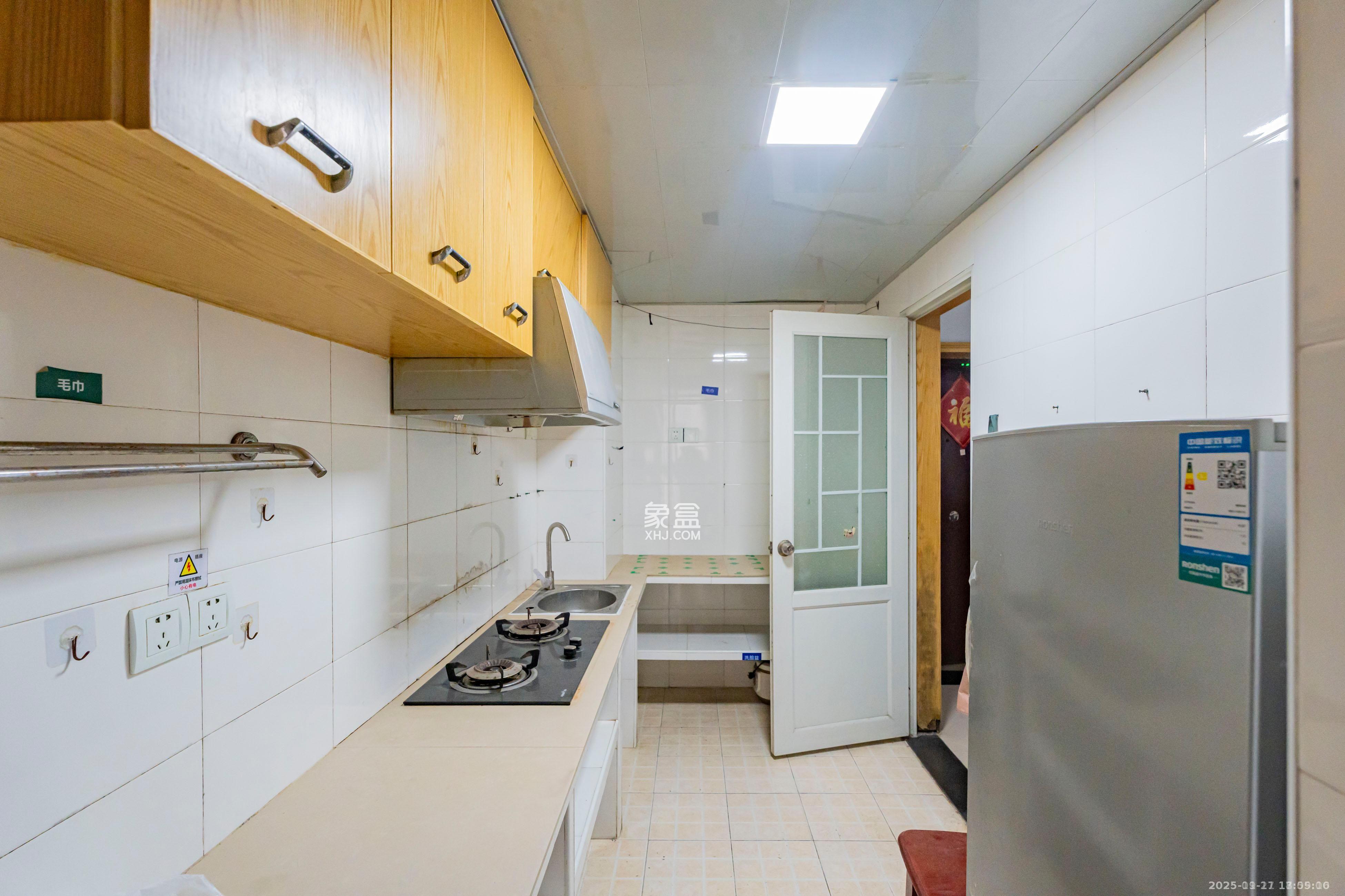 天健芙蓉盛世一期 2室1厅1卫 2800.0元/月 天健芙蓉盛世一期 2室1厅1卫 2800.0元/月室内图