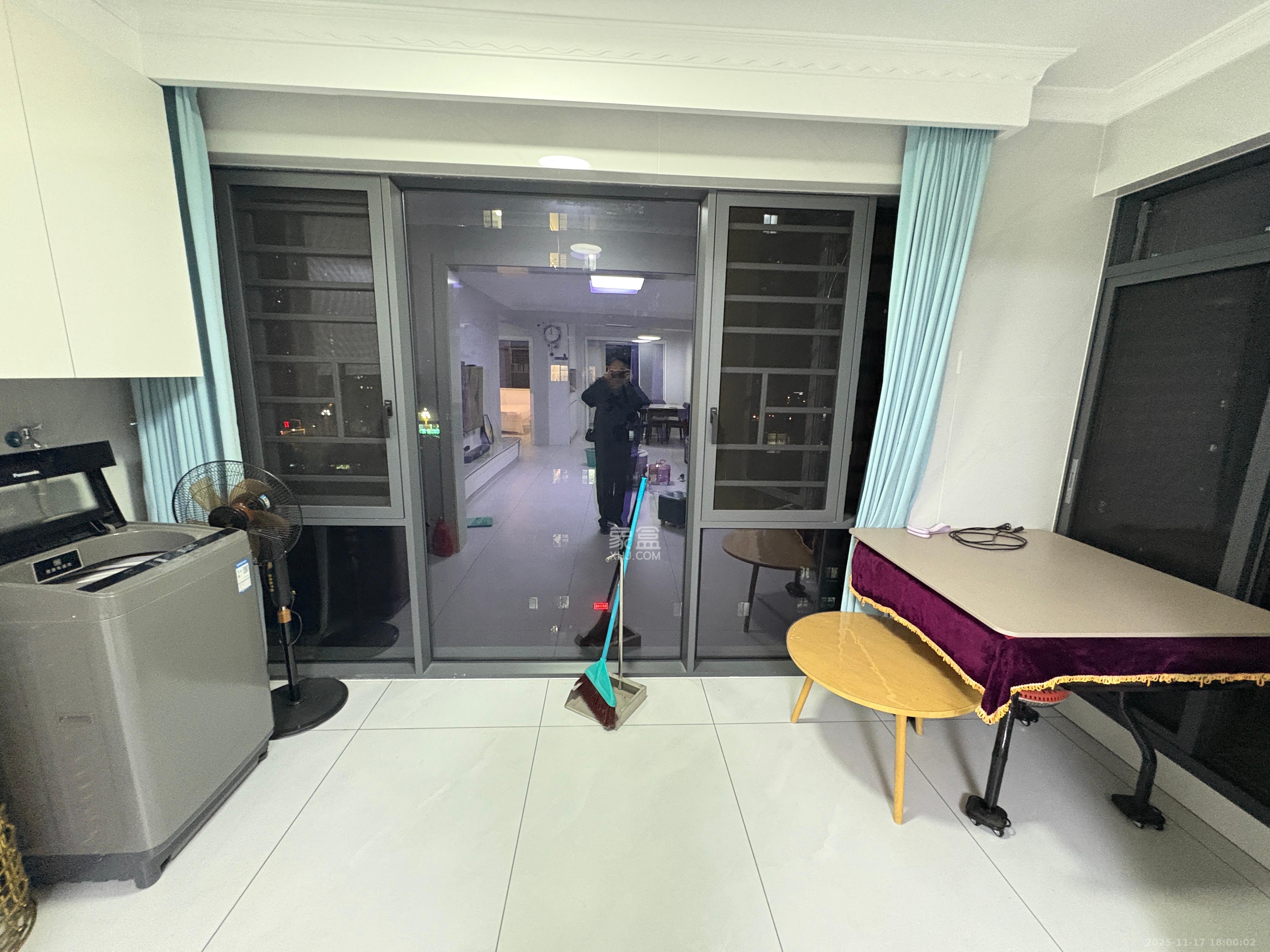 旭日嘉苑  3室2厅2卫    3400.0元/月室内图