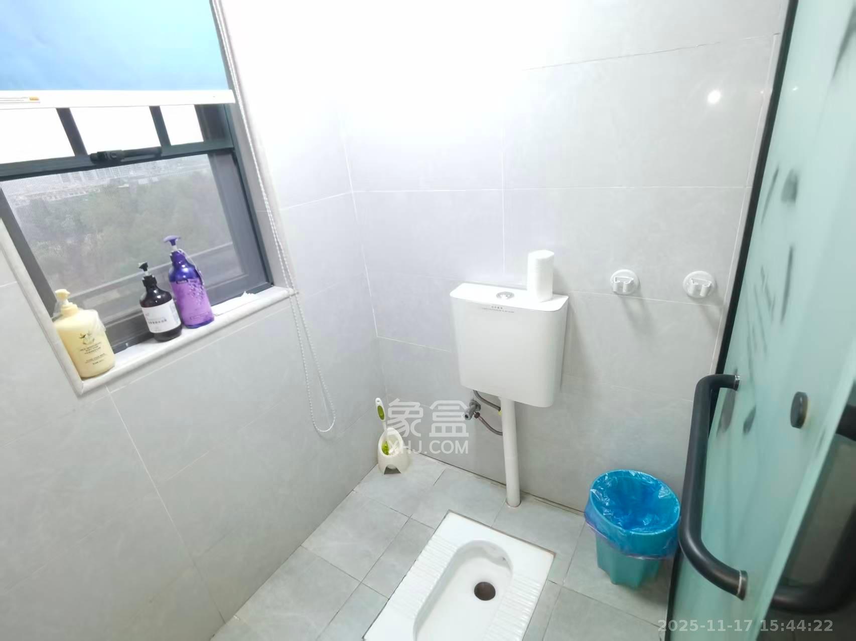 深业喜汇  4室2厅2卫    3000.0元/月室内图