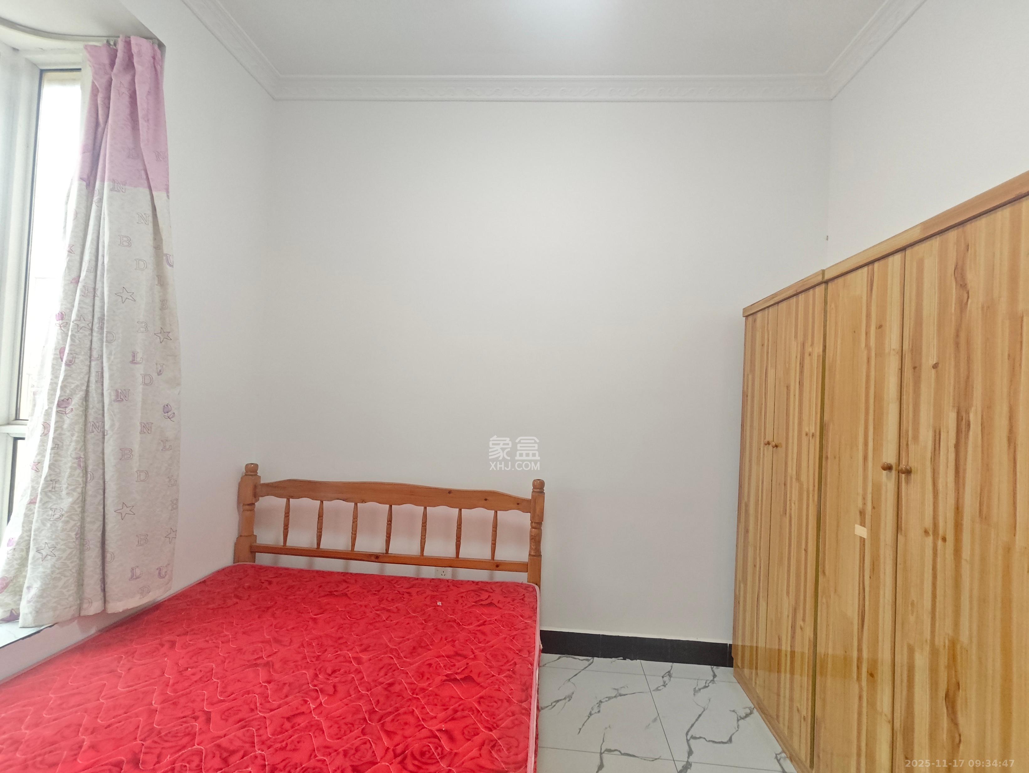 星城国际  3室2厅1卫    1200.0元/月室内图