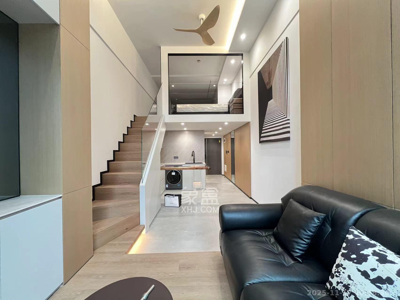 复地滨江金融中心  1室1厅1卫    3600.0元/月