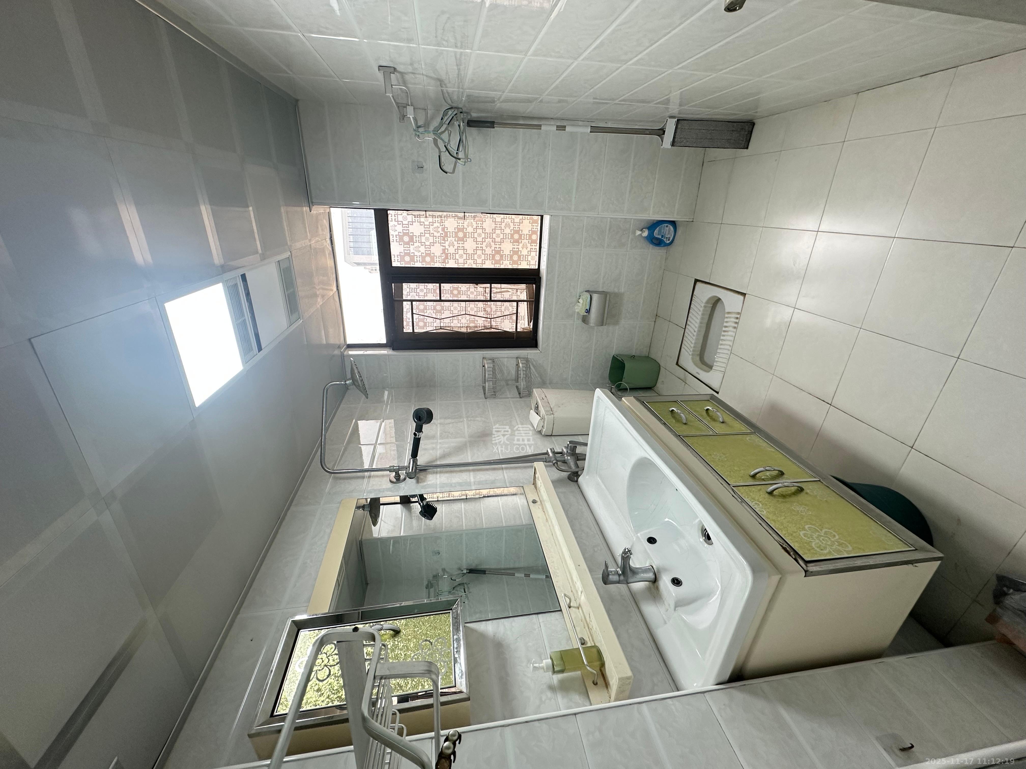 山语城二期 3室2厅1卫 1700.0元/月 山语城二期 3室2厅1卫 1700.0元/月室内图