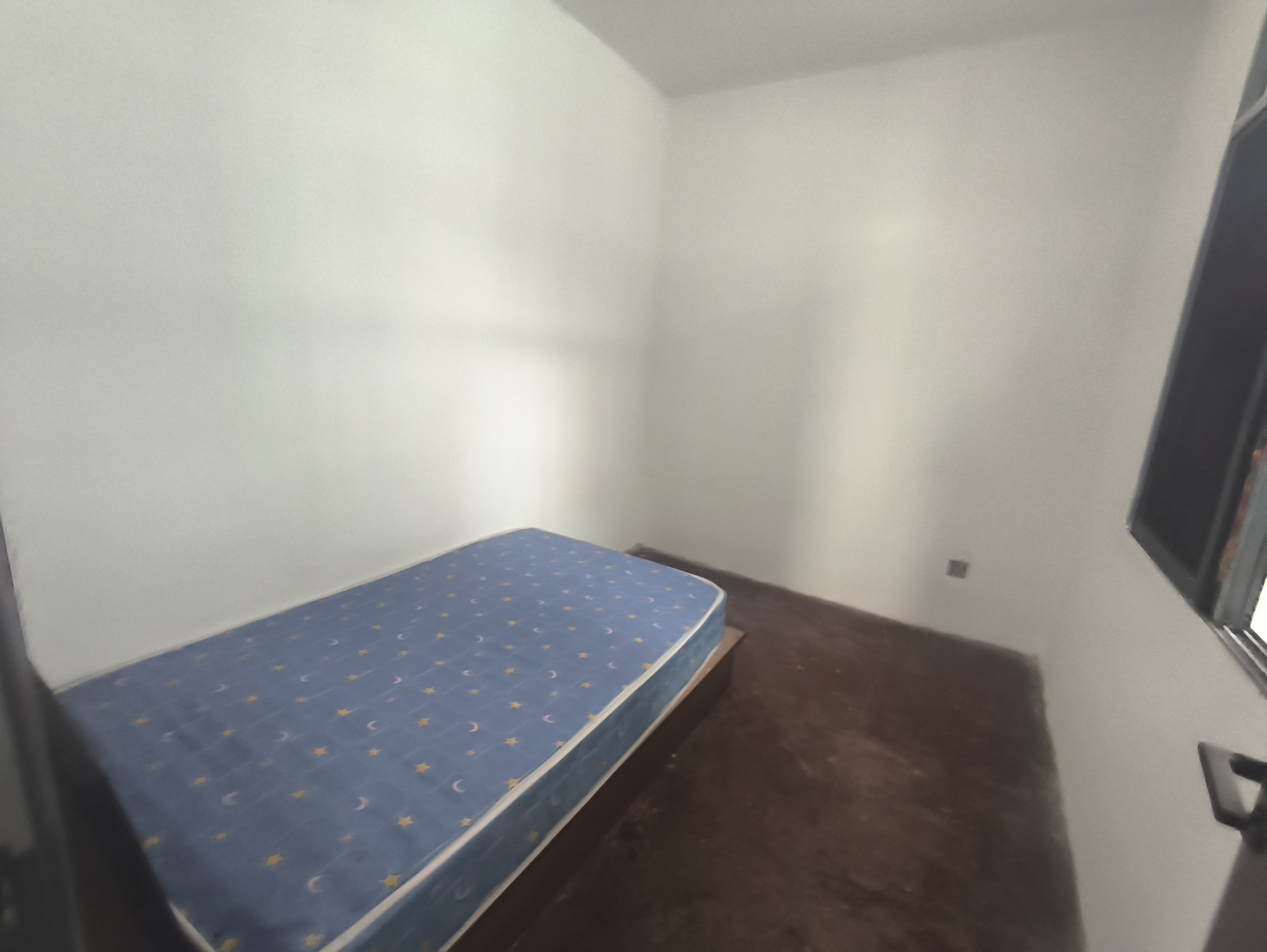 粮油贸易公司 2室1厅1卫 500.0元/月 粮油贸易公司 2室1厅1卫 500.0元/月室内图