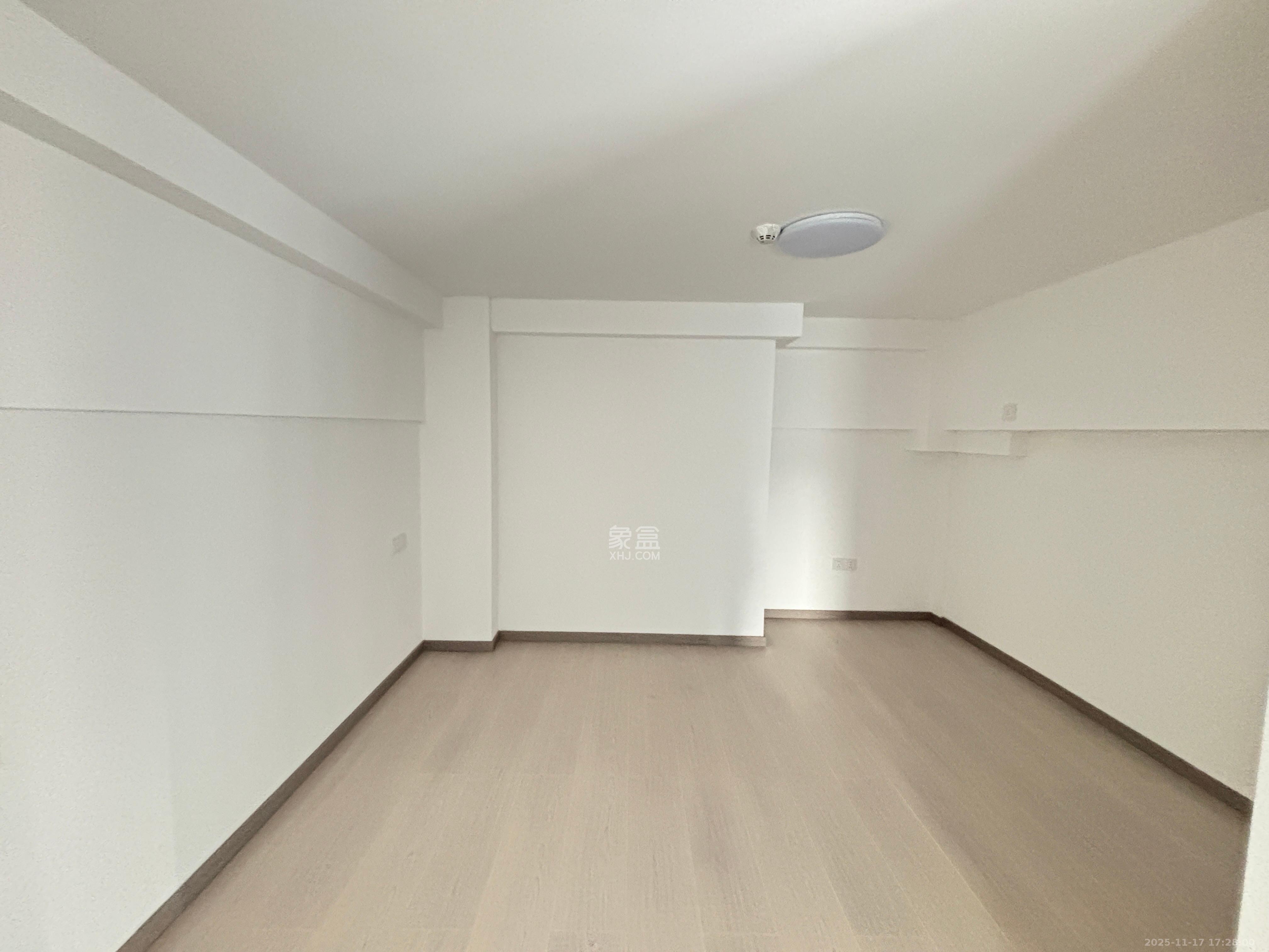 建发养云  4室2厅1卫    5000.0元/月室内图