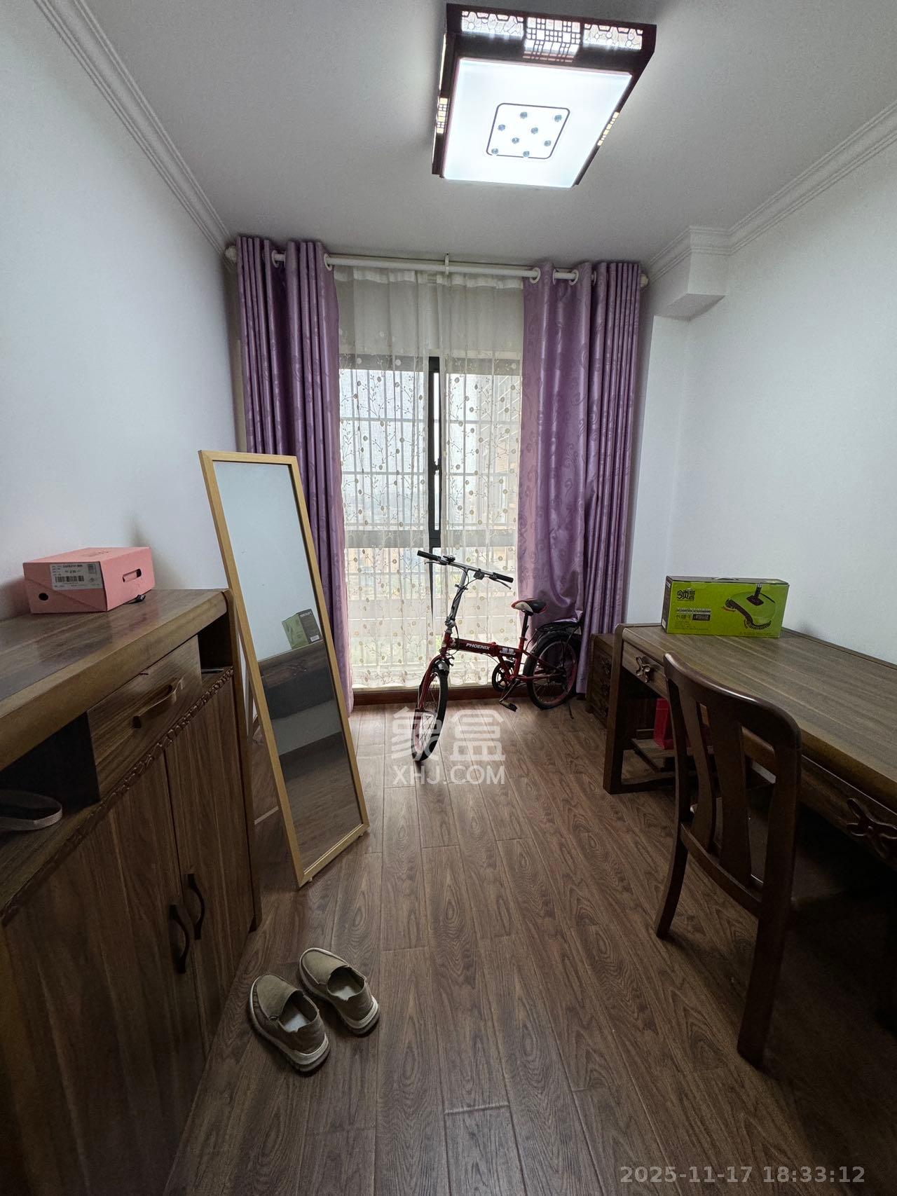 汇金城/嘉华城一期 2室1厅1卫 2600.0元/月 汇金城/嘉华城一期 2室1厅1卫 2600.0元/月室内图